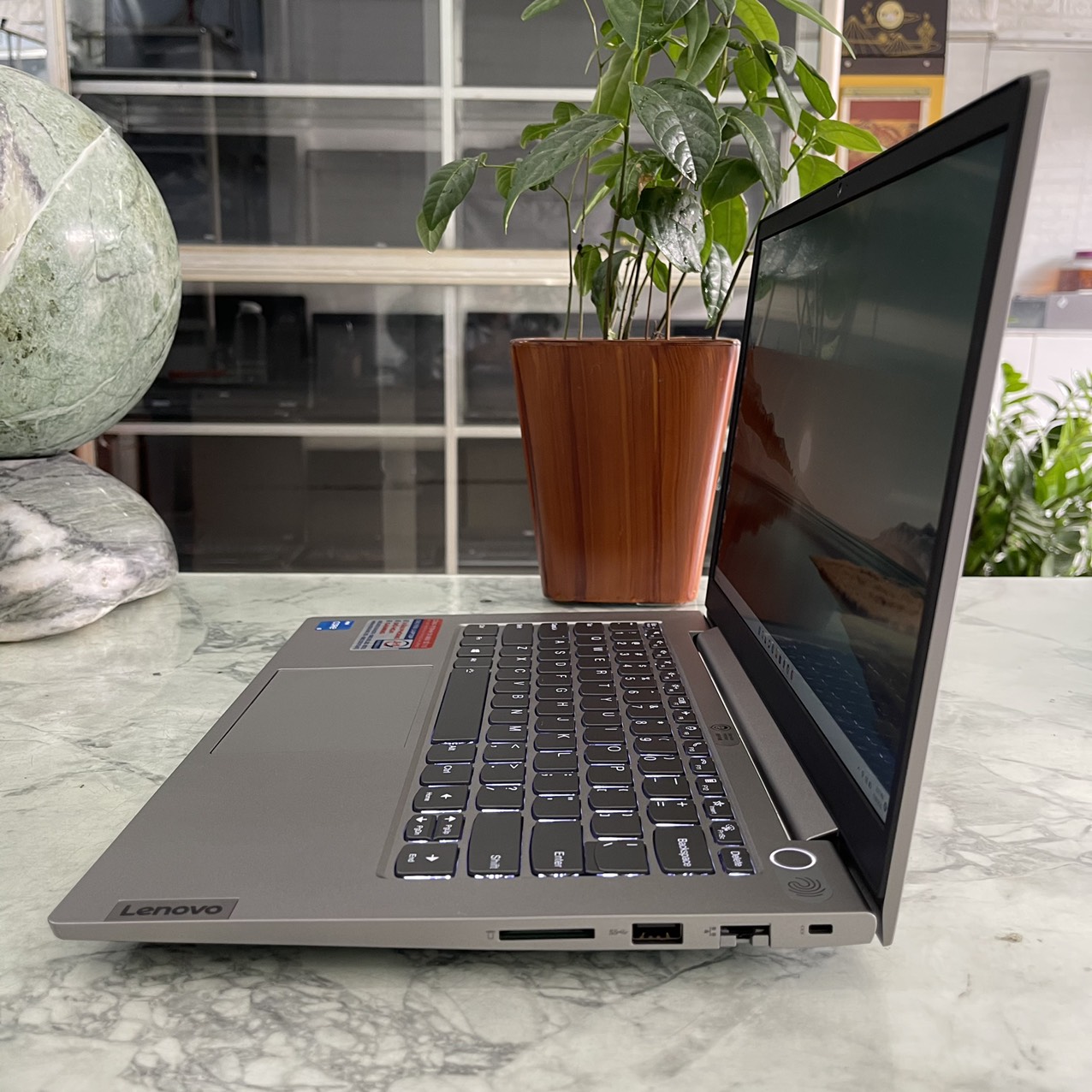 Lenovo ThinkBook 14 G2 ITL Máy Like New  Core I5-1135G7 Ssd 512gb Ram 8gb Màn Hìnhn14”Inch Fhd IPS 