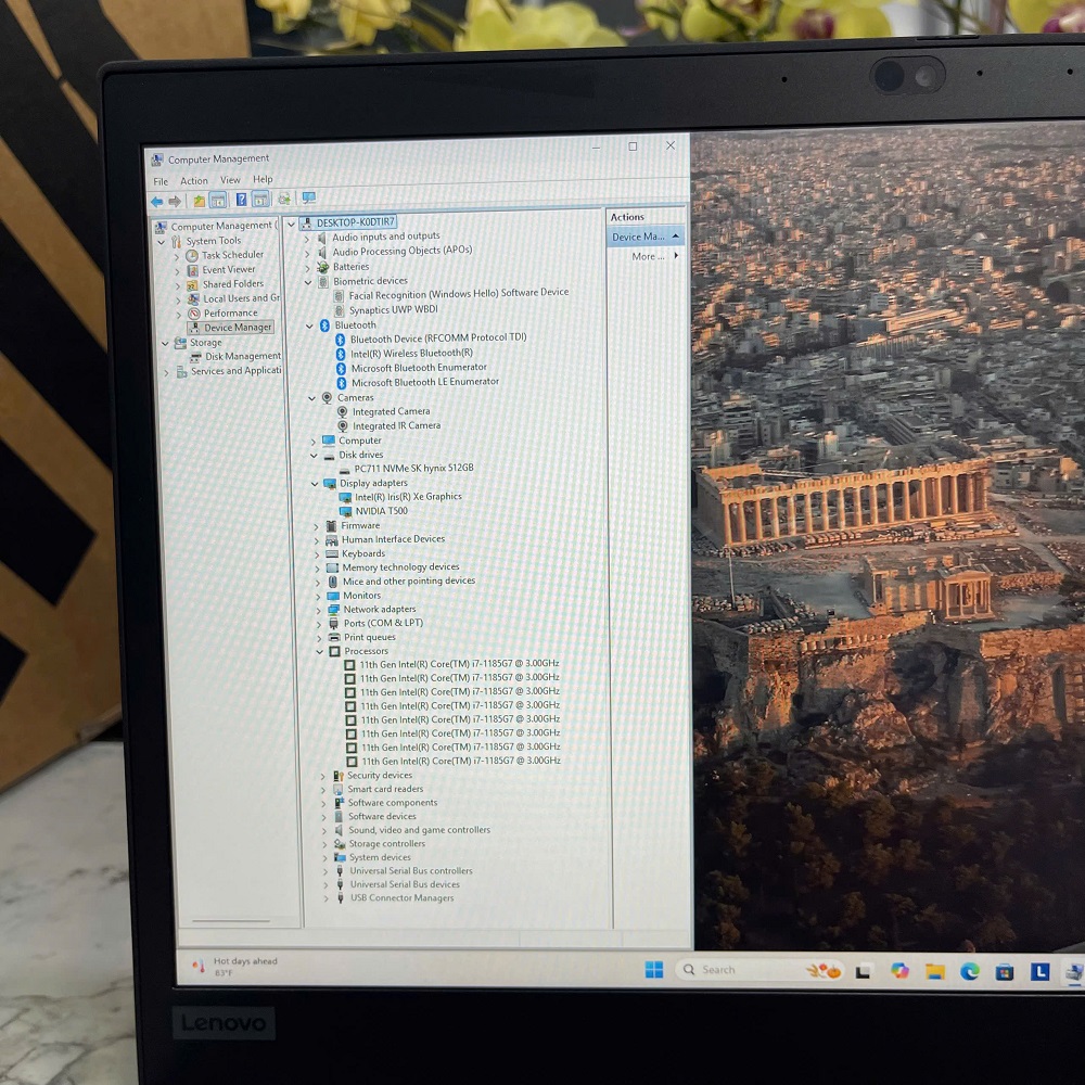 Lenovo Thinkpad P14s Gen 2 CORE I7-1185G7 RAM 16GB SSD 512GB Quadro T500 4GB MÀN HÌNH : 14 Inch FHD IPS Touch 