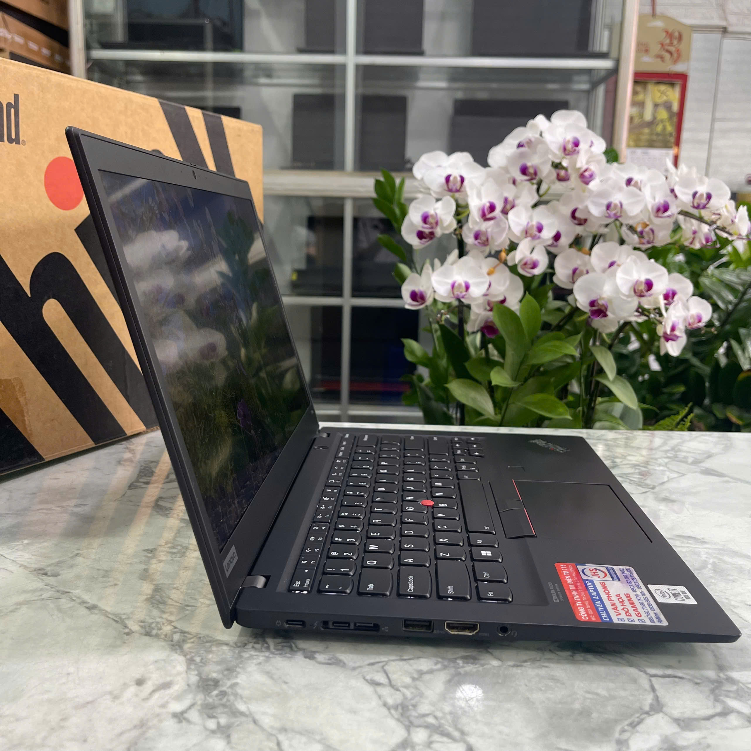 Lenovo Thinkpad T14s Gen 1  CORE I7 -10610U RAM 16GB SSD 256GB MÀN HÌNH : 14.0 Inch FHD IPS