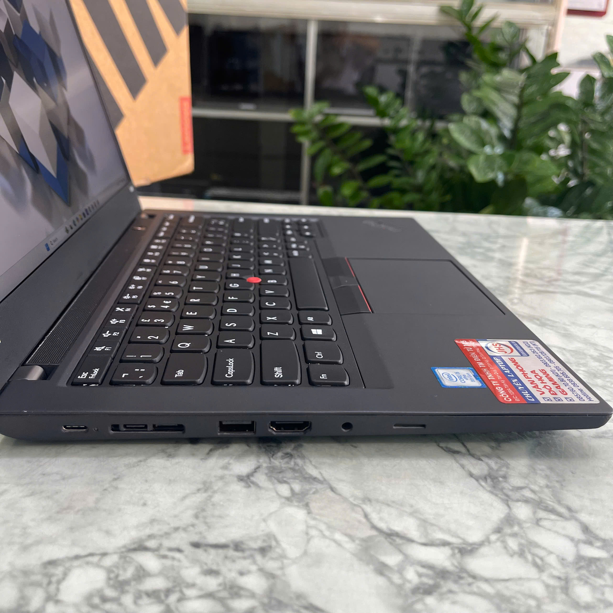 Lenovo ThinkPad T490 Core I5-8365U Ram 16GB Ssd 256GB Màn Hình : 14.0 Inch FHD IPS