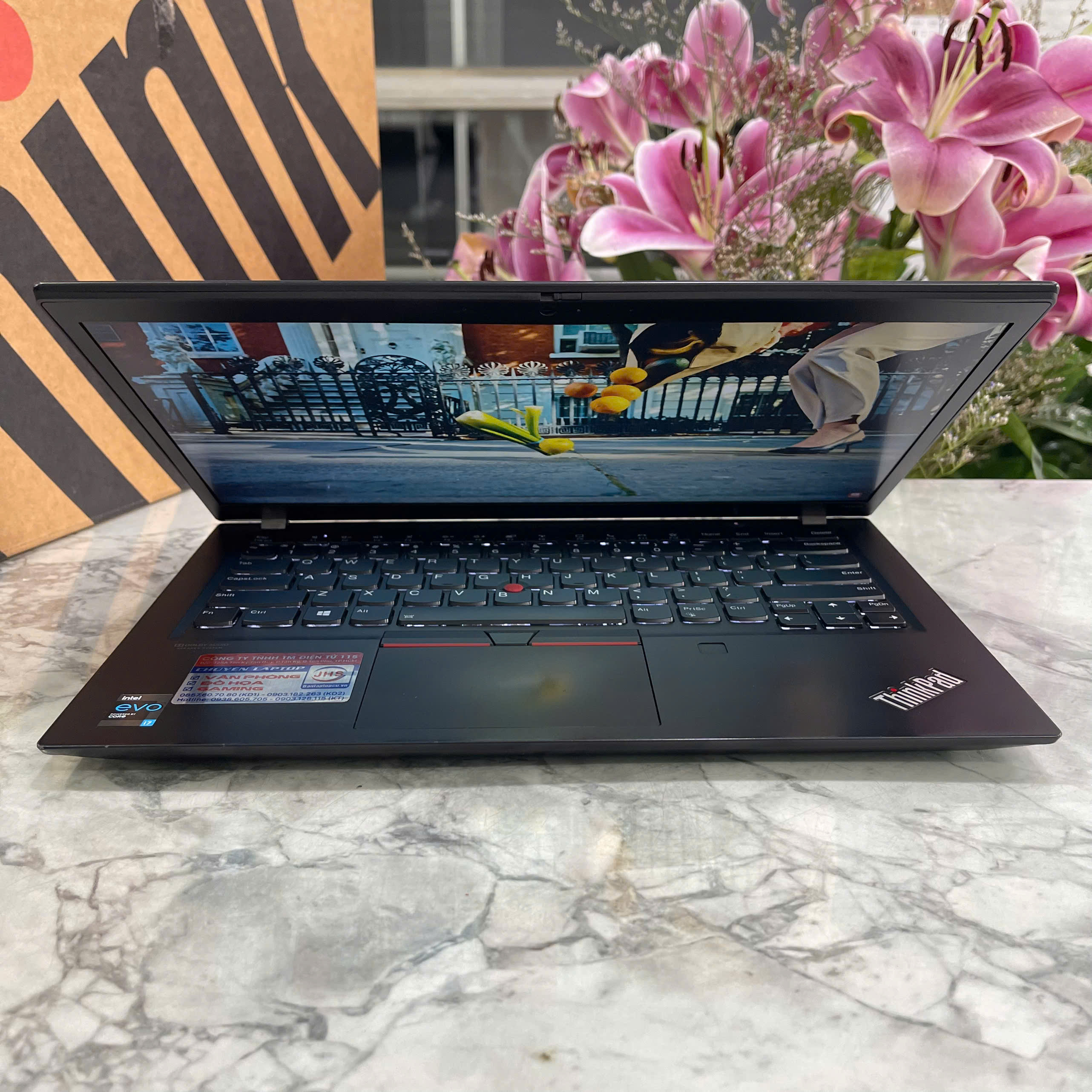 Lenovo ThinkPad T490S Core I7 8665U Ram 16GB Ssd 256GB Màn Hình : 14.0 Inch FHD IPS