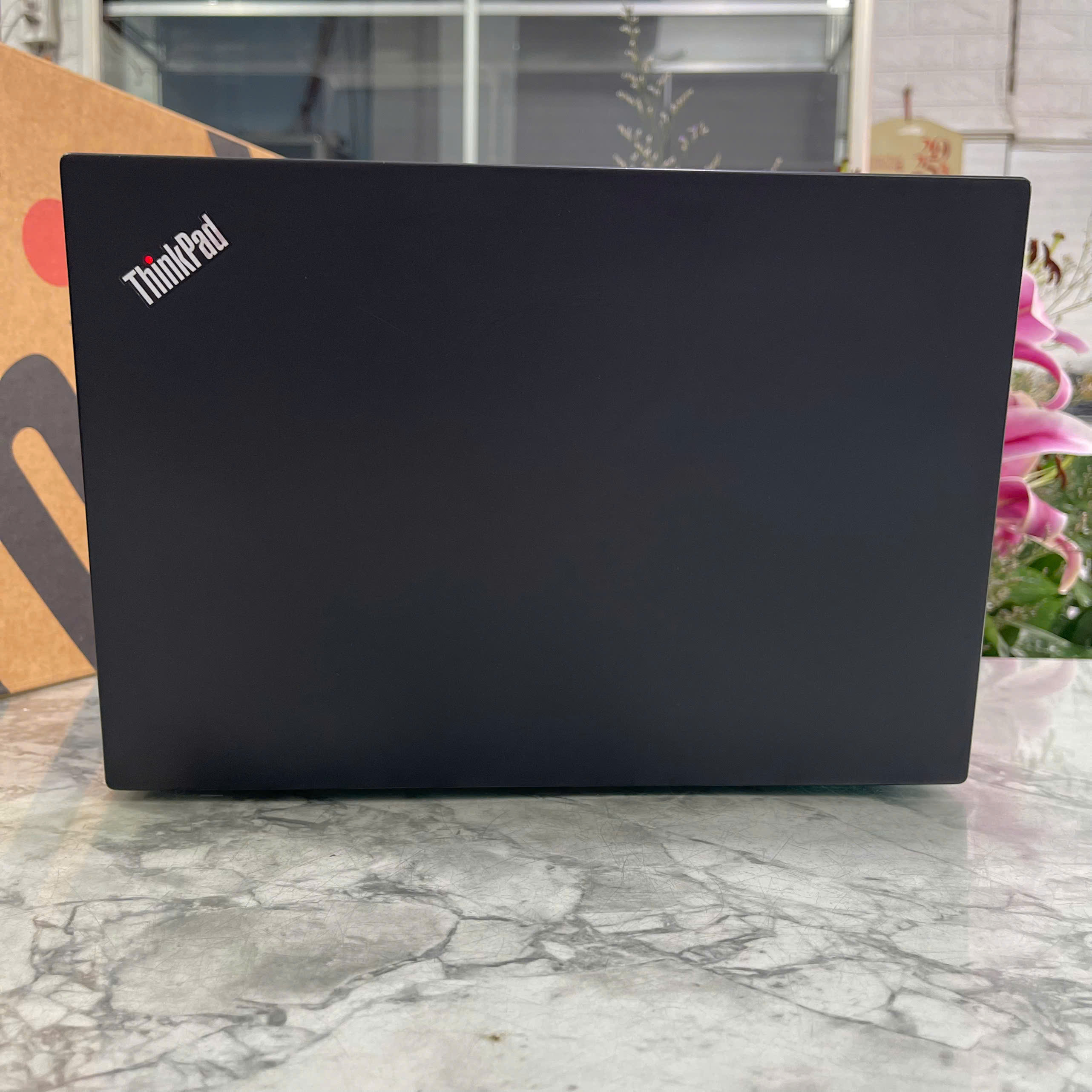 Lenovo ThinkPad T490S Core I7 8665U Ram 16GB Ssd 256GB Màn Hình : 14.0 Inch FHD IPS