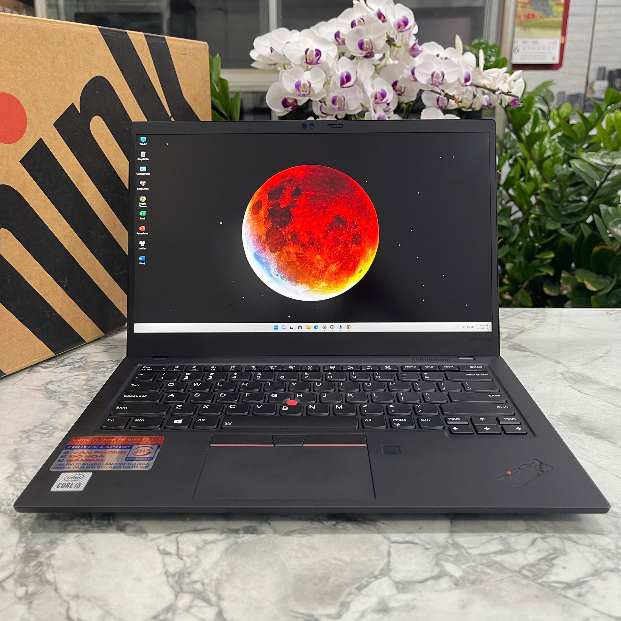 Lenovo Thinkpad X1 Carbon Gen 8 Máy Like New  Core I5-10210U RAM 16GB SSD 256GB MÀN HÌNH : 14 Inch IPS
