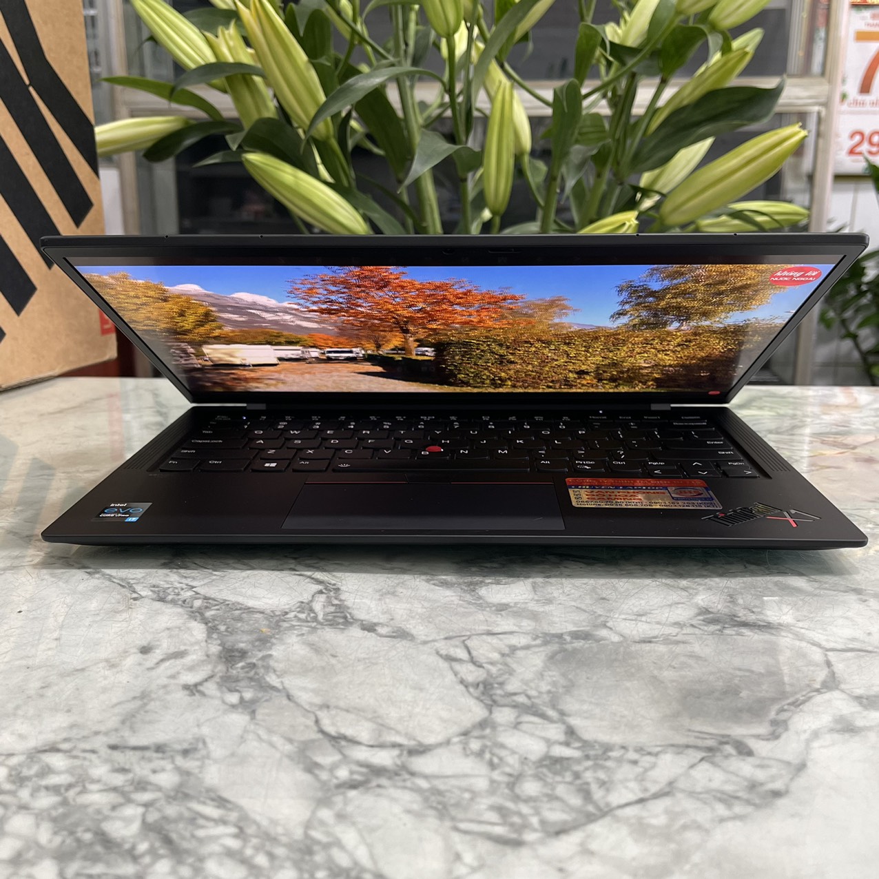 Lenovo ThinkPad X1 Carbon Gen 9 Máy Like New  Core I7-1185G7  SSD 1.000 GB RAM 16GB Màn Hình 14..0''Inch IPS Touch 
