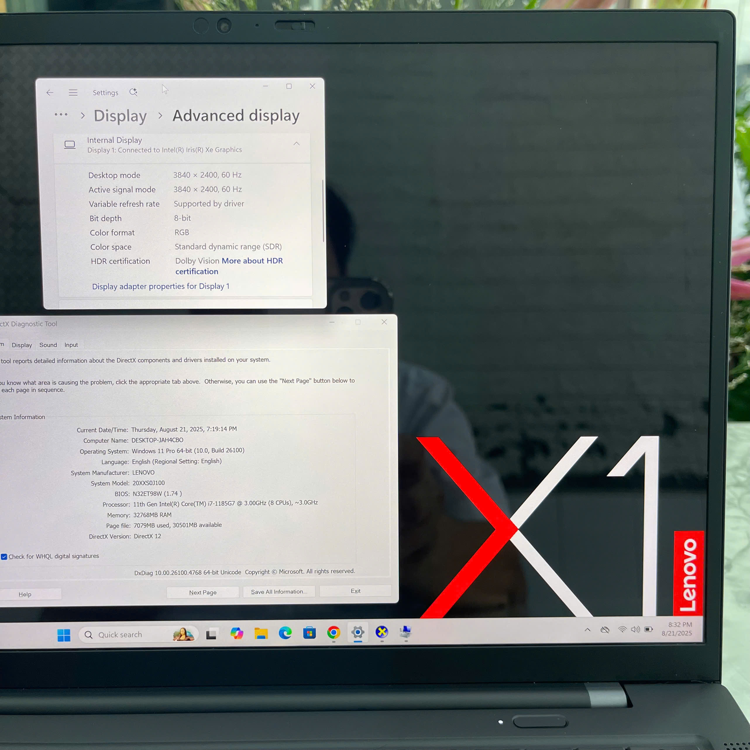 Lenovo ThinkPad X1 Carbon Gen 9 Máy Like New  Core I7-1185G7 RAM 32GB SSD 512gb Màn Hình 14..0''Inch 4K 