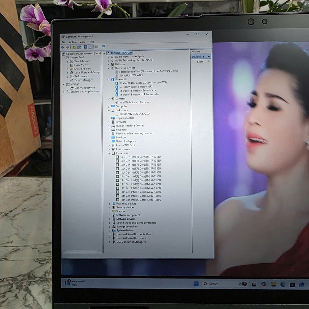 Lenovo ThinkPad X1 Yoga Gen 8 CORE I7-1355U RAM 16GB SSD 512GB MÀN HÌNH : 14″ WUXGA IPS, Touch Xoay Gập 360º 100%sRGB