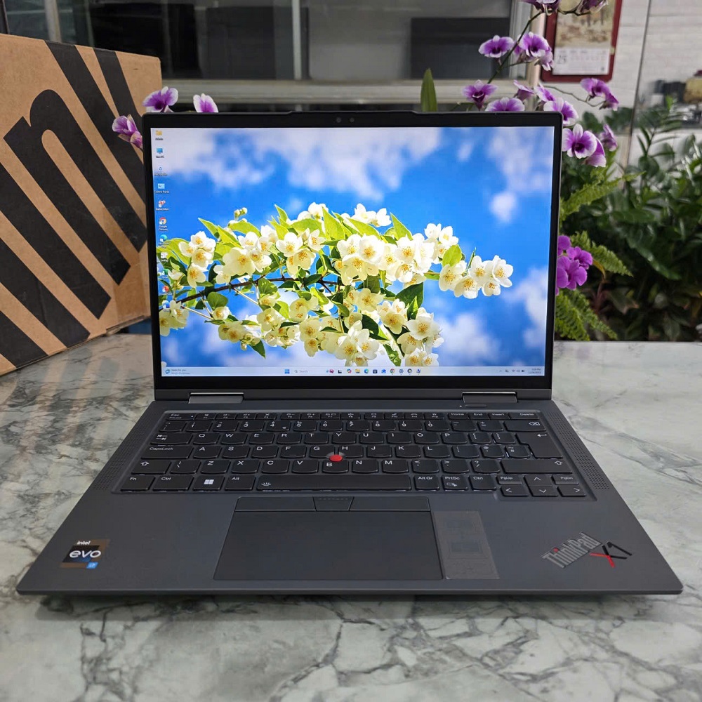 Lenovo ThinkPad X1 Yoga Gen 8 CORE I7-1355U RAM 16GB SSD 512GB MÀN HÌNH : 14″ WUXGA IPS, Touch Xoay Gập 360º 100%sRGB