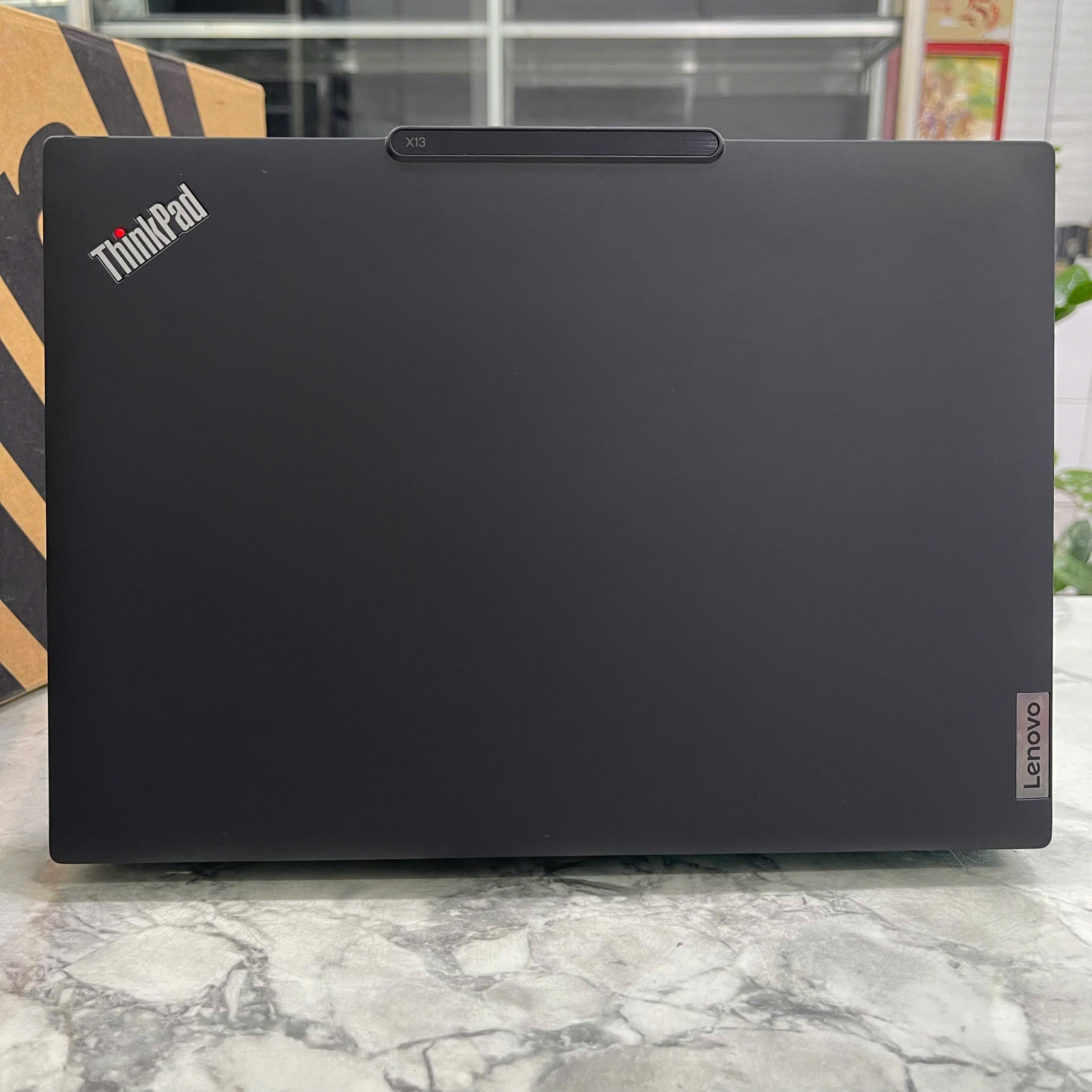 Lenovo ThinkPad X13 Gen 4 Core I5-1335U Ram 8GB Ssd 256GB Màn hình 13" FHD+