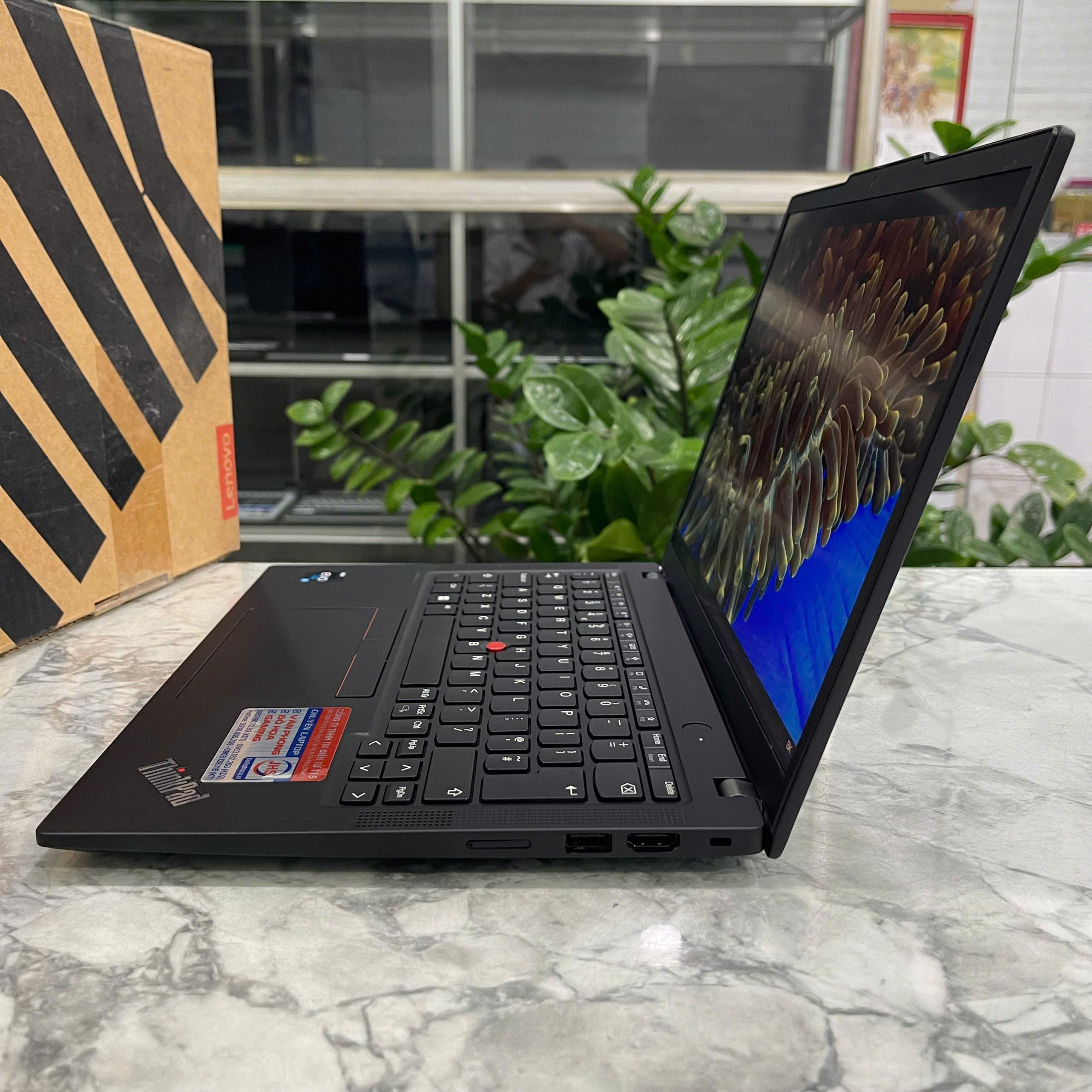 Lenovo ThinkPad X13 Gen 4 Core I5-1335U Ram 8GB Ssd 256GB Màn hình 13" FHD+