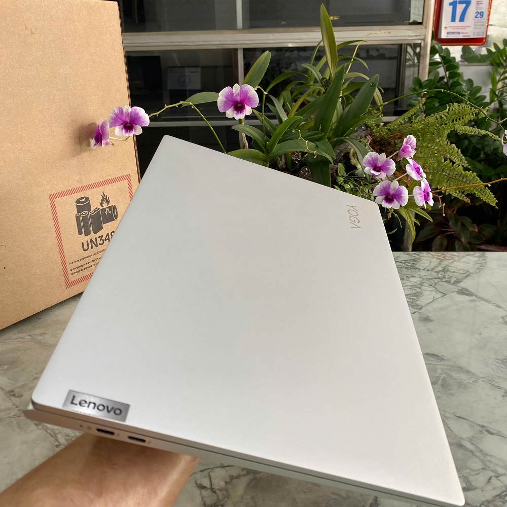 Lenovo YOGA Slim 7 Pro 14IHU5 Core I5-11300H RAM 16GB SSD 512GB Màn Hình 14 Inch 2.8K OLED 