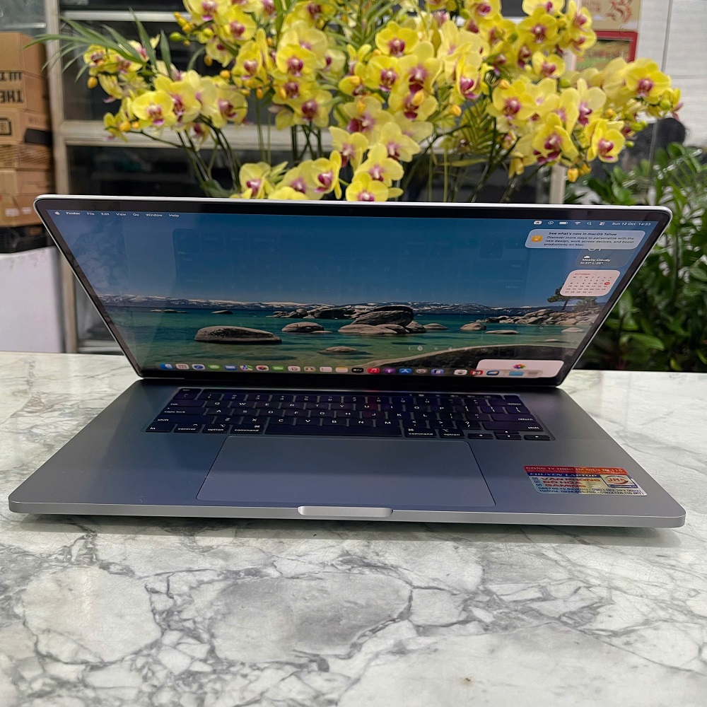 MacBook Pro 2019-16 Inch CORE I9 RAM 16GB SSD 1.000GB Radeon Pro 5500M 8GB Touch Bar - Silver 