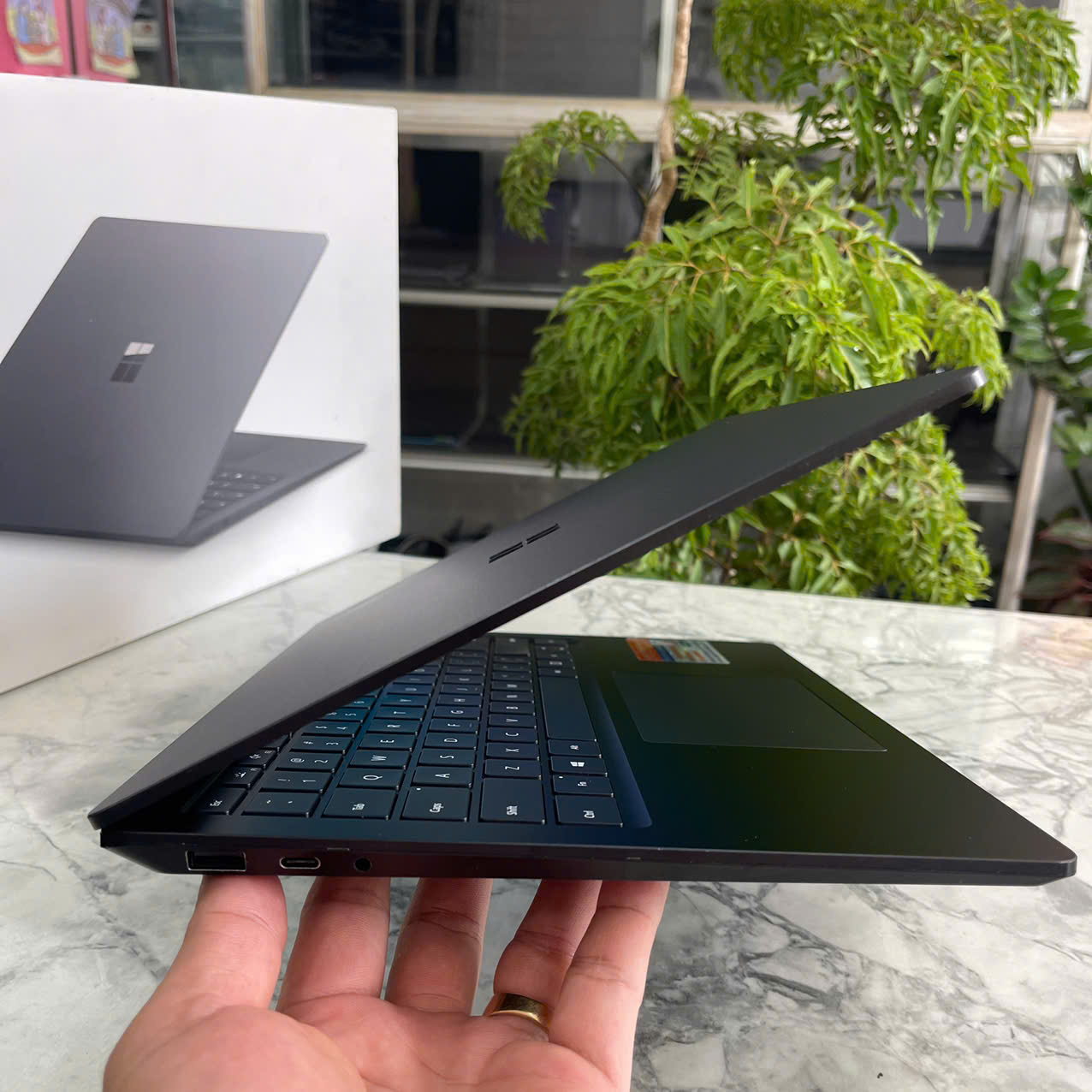 Microsoft Surface Laptop 4 CORE I7-1185G7 RAM 16GB SSD 512GB MÀN HÌNH : 13.5" Inch 2K Touch Screen