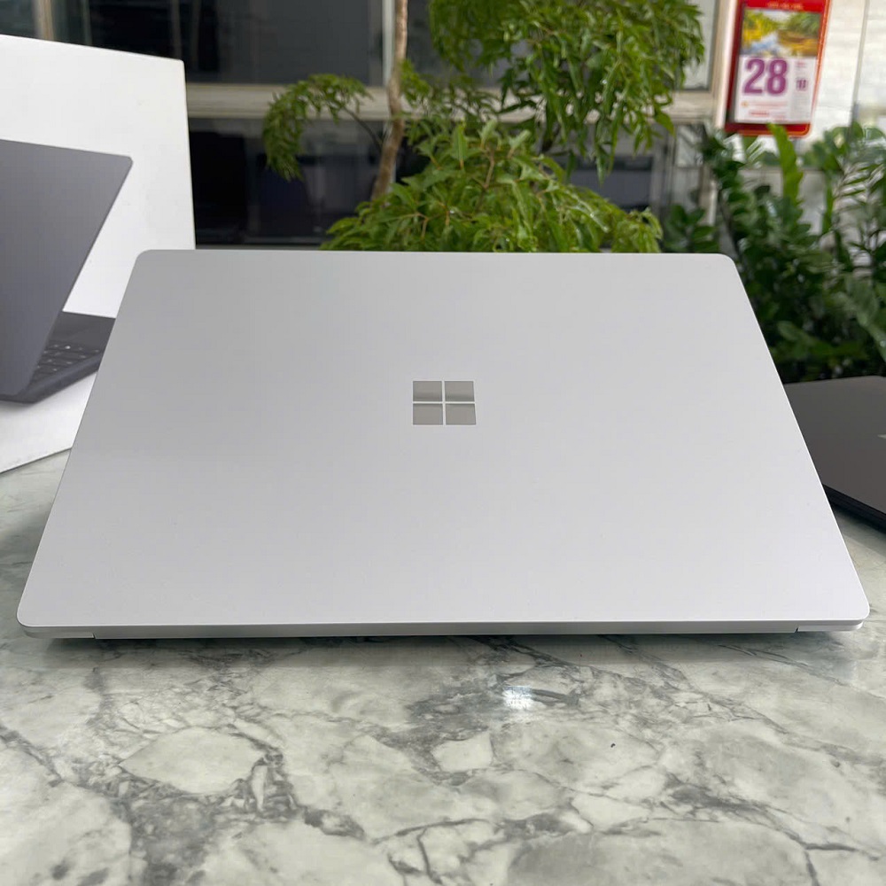 Microsoft Surface Laptop 4 CORE I7-1185G7 RAM 16GB SSD 512GB MÀN HÌNH : 15" Inch 2K Touch Screen