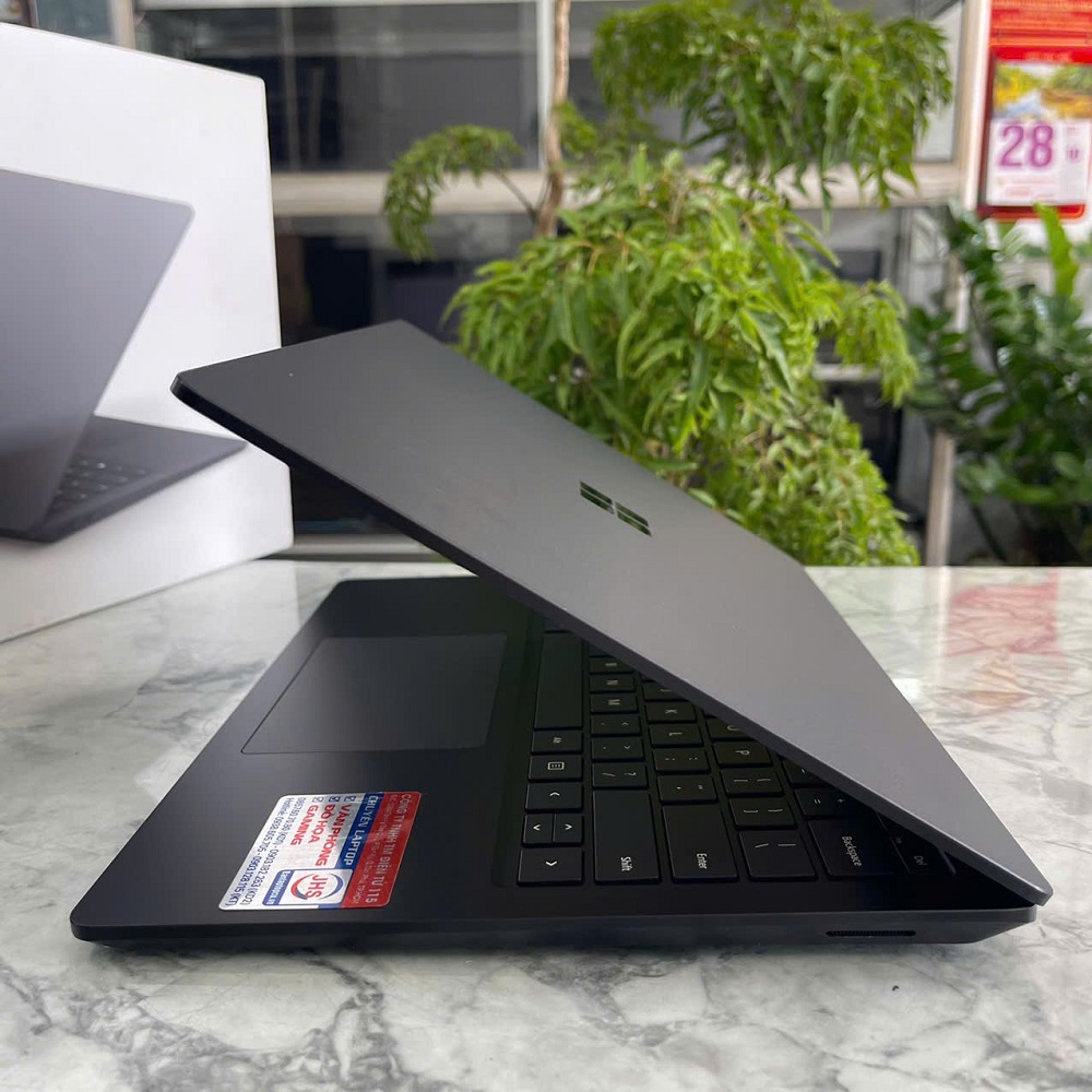 Microsoft Surface Laptop 4 CORE I7-1185G7 RAM 16GB SSD 512GB MÀN HÌNH : 13'5 Inch 2K 