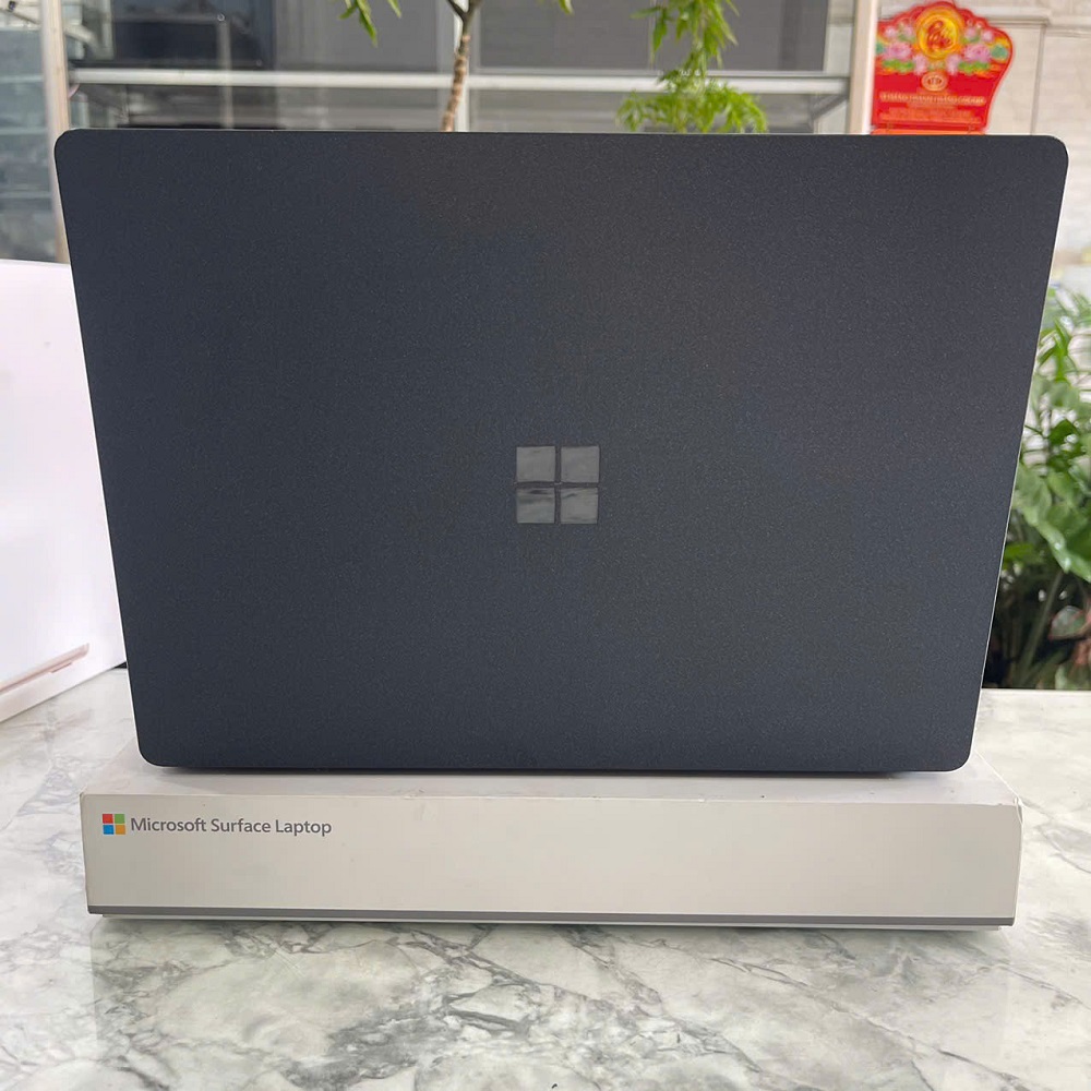 Microsoft Surface Laptop 4 CORE I7-1185G7 RAM 16GB SSD 512GB MÀN HÌNH : 13'5 Inch 2K 