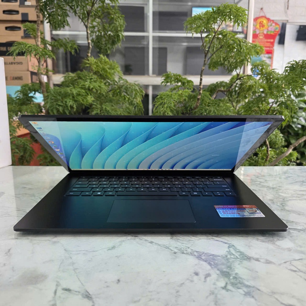 Microsoft Surface LAPTOP 4 CORE I7-1185G7 RAM 16GB SSD 256GB MÀN HÌNH : 15" Inch 2K Touch Screen