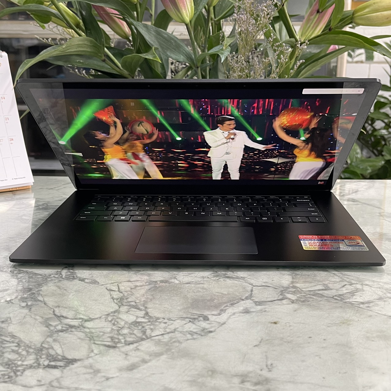 Microsoft Surface Laptop 5 (Máy Likenew , Mới Sạc Vài Lần) Intel Evo Core I7-1255U  Ram 16gb Ssd 512gb Màn Hình 15" Inch 2K Touch Screen