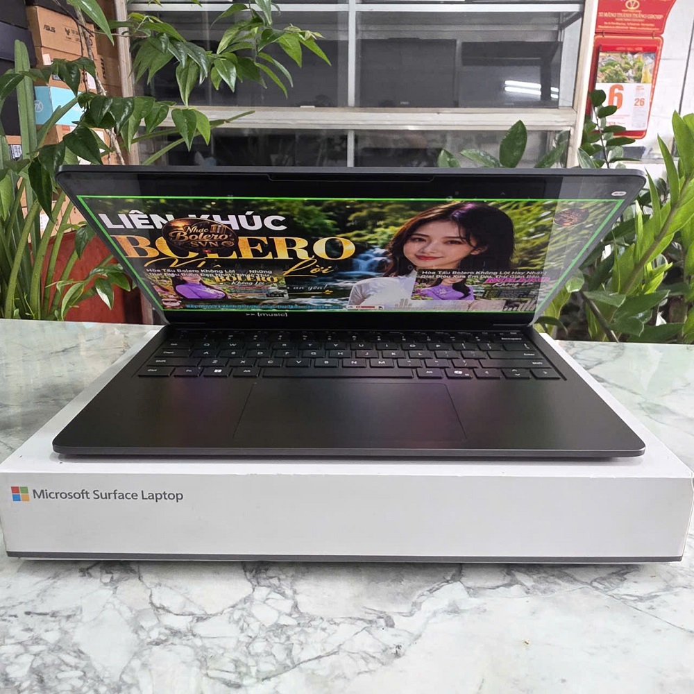 Mircosoft Surface Laptop 7 Snapdragon® X Plus (10 Core) RAM 16GB SSD 512GB MÀN HÌNH : 13.8 INCH 2K Touch