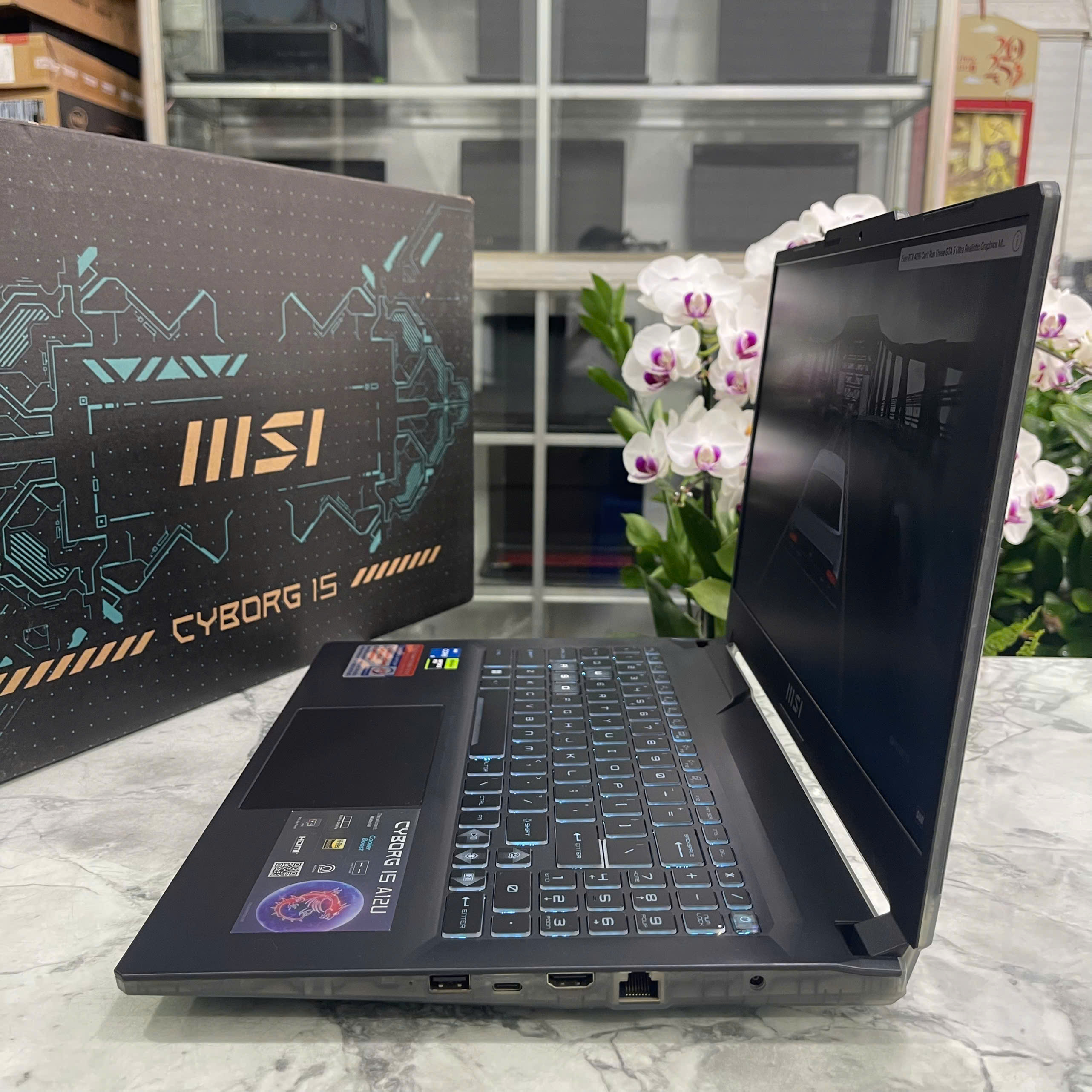 MSI Cyborg 15 A12UCX Máy Like New Core I5-12450H RAM 16GB SSD 512GGB RTX 2050 4GB MÀN HÌNH : 15.6 Inch FHD IPS 144Hz