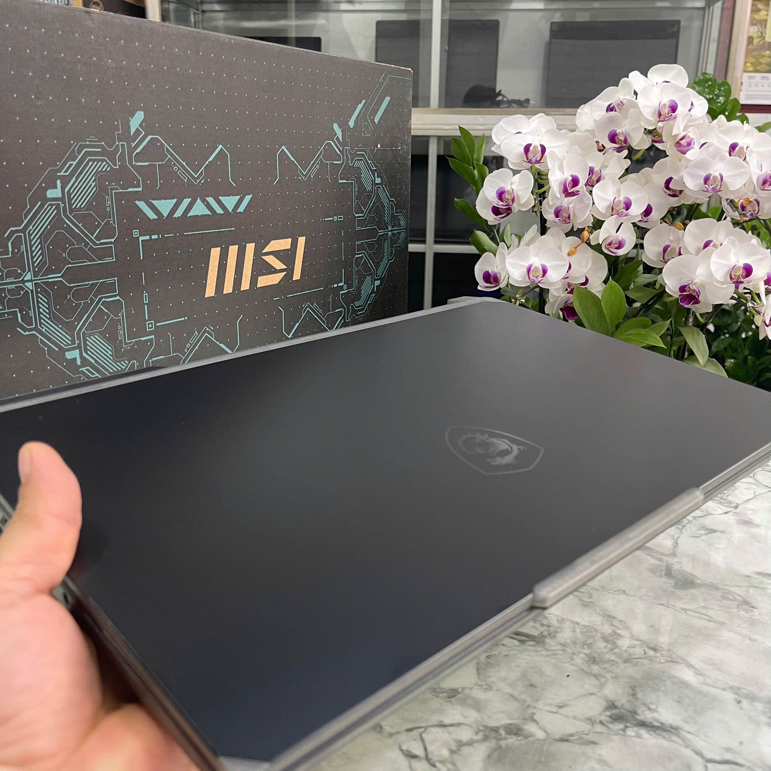 MSI Cyborg 15 A12UCX Máy Like New Core I5-12450H RAM 16GB SSD 512GGB RTX 2050 4GB MÀN HÌNH : 15.6 Inch FHD IPS 144Hz