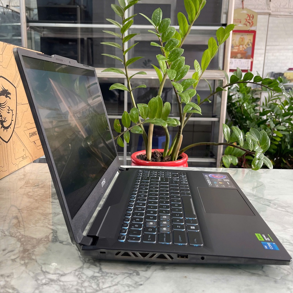 MSI Cyborg 15 A13UC  Core I5-13420H RAM 16GB SSD 512GGB RTX 3050 GDDR6  MÀN HÌNH : 15.6 Inch FHD IPS 144Hz
