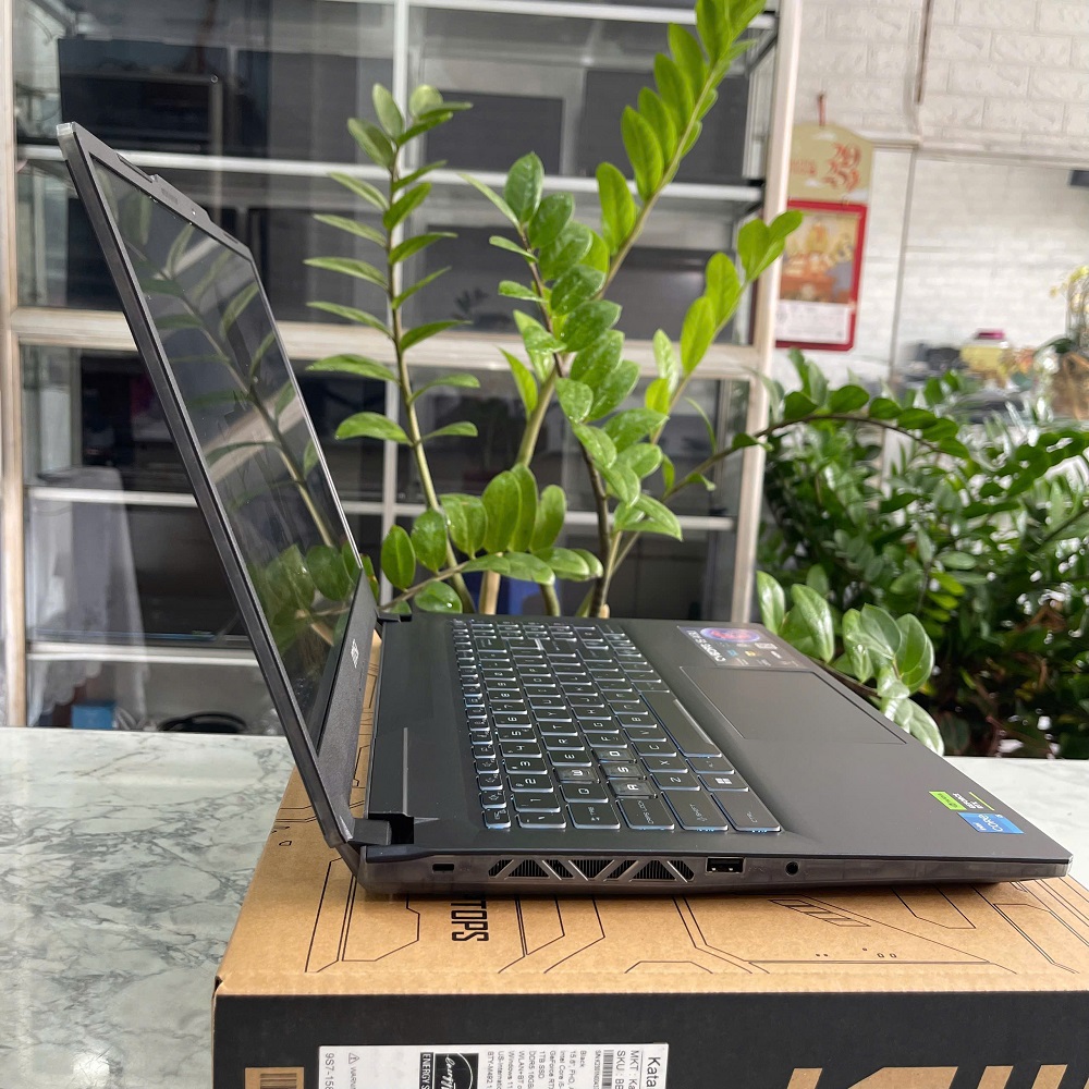 MSI Cyborg 15 A13UC  Core I5-13420H RAM 16GB SSD 512GGB RTX 3050 GDDR6  MÀN HÌNH : 15.6 Inch FHD IPS 144Hz