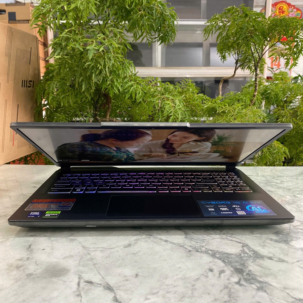  MSI CYBORG 15 AI A1VEK  Ultra 7-155H RAM 16GB SSD 512GB RTX 4050 6GB Màn Hình 15.6 Inch FHD 144Hz