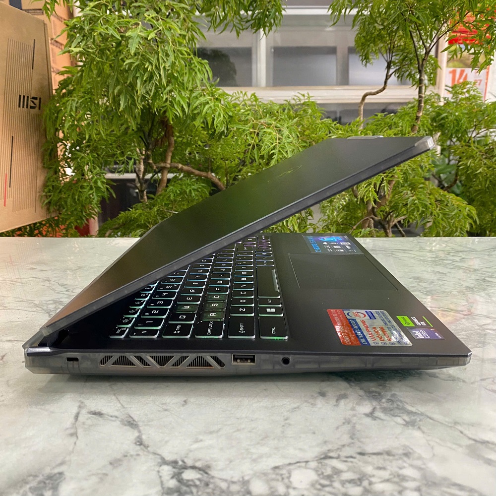  MSI CYBORG 15 AI A1VEK  Ultra 7-155H RAM 16GB SSD 512GB RTX 4050 6GB Màn Hình 15.6 Inch FHD 144Hz