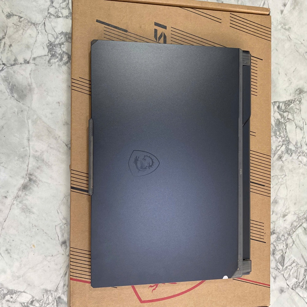  MSI CYBORG 15 AI A1VEK  Ultra 7-155H RAM 16GB SSD 512GB RTX 4050 6GB Màn Hình 15.6 Inch FHD 144Hz