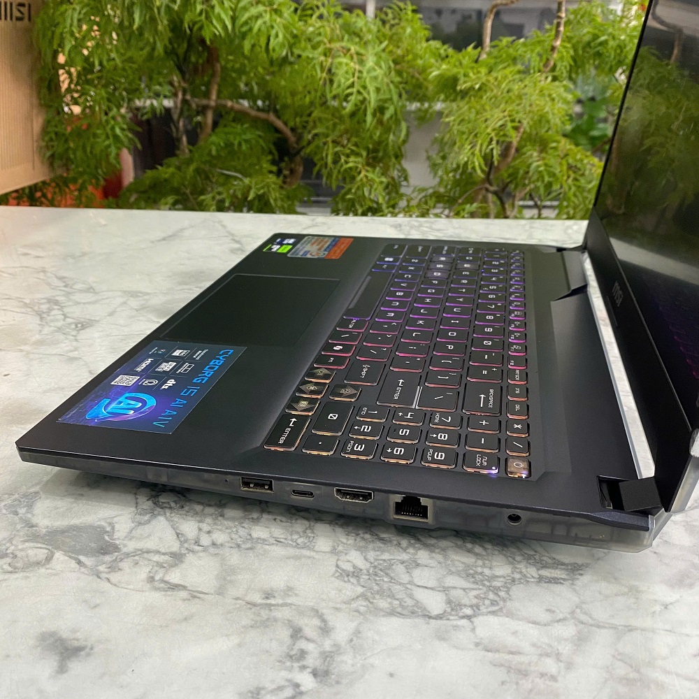  MSI CYBORG 15 AI A1VEK  Ultra 7-155H RAM 16GB SSD 512GB RTX 4050 6GB Màn Hình 15.6 Inch FHD 144Hz