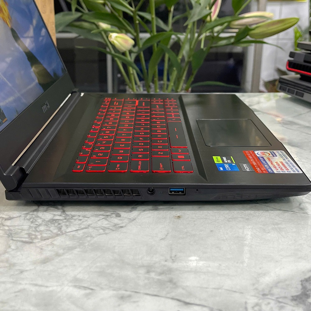 MSI Gaming Thin GF63 12VE CORE I5-12450H RAM 16GB SSD 512GB RTX 4050 6GB MÀN HÌNH : 15.6″ FHD IPS 144Hz