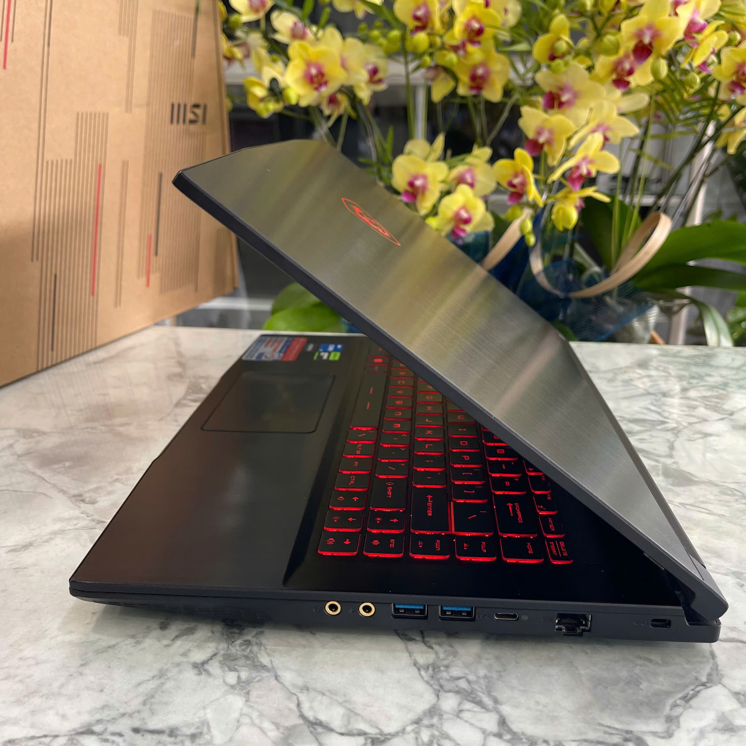  MSI GF63 Thin 12UC-1006VN CORE I5-12450H RAM 16GB  SSD 512GB VGA RTX 3050 4GB Màn Hình 15.6'' IPS Fhd 144.Hz