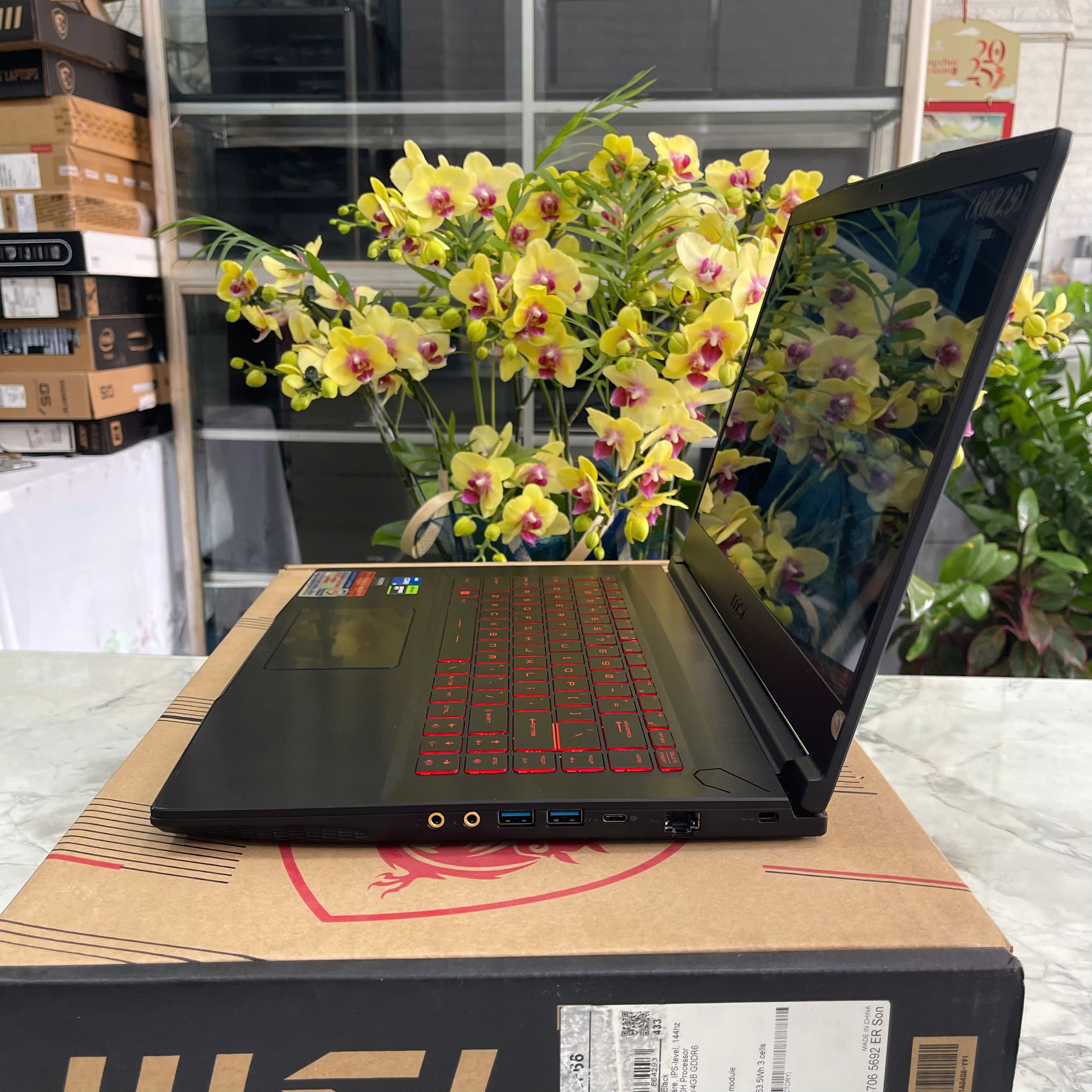  MSI GF63 Thin 12UC-1006VN CORE I5-12450H RAM 16GB  SSD 512GB VGA RTX 3050 4GB Màn Hình 15.6'' IPS Fhd 144.Hz