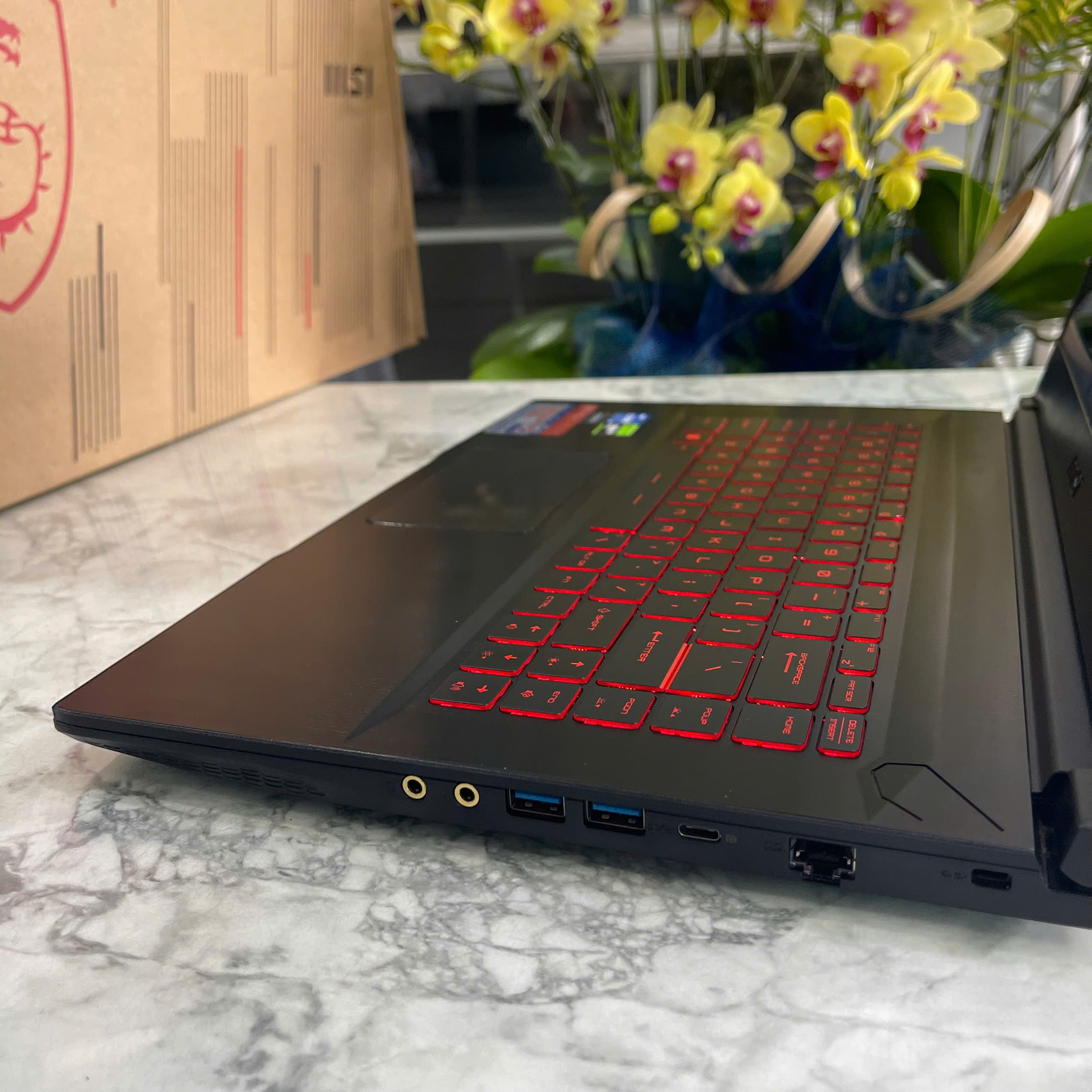  MSI GF63 Thin 12UC-1006VN CORE I5-12450H RAM 16GB  SSD 512GB VGA RTX 3050 4GB Màn Hình 15.6'' IPS Fhd 144.Hz