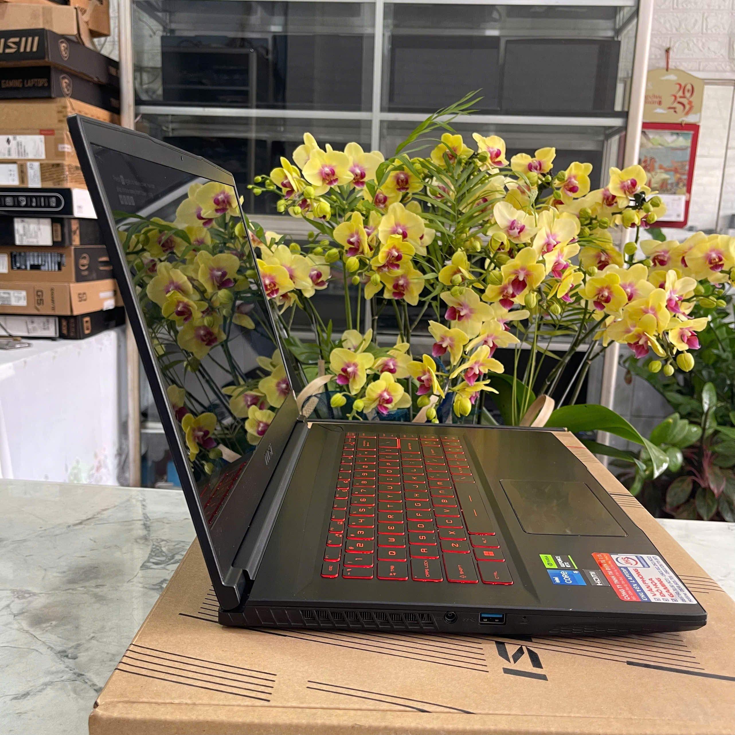  MSI GF63 Thin 12UC-1006VN CORE I5-12450H RAM 16GB  SSD 512GB VGA RTX 3050 4GB Màn Hình 15.6'' IPS Fhd 144.Hz