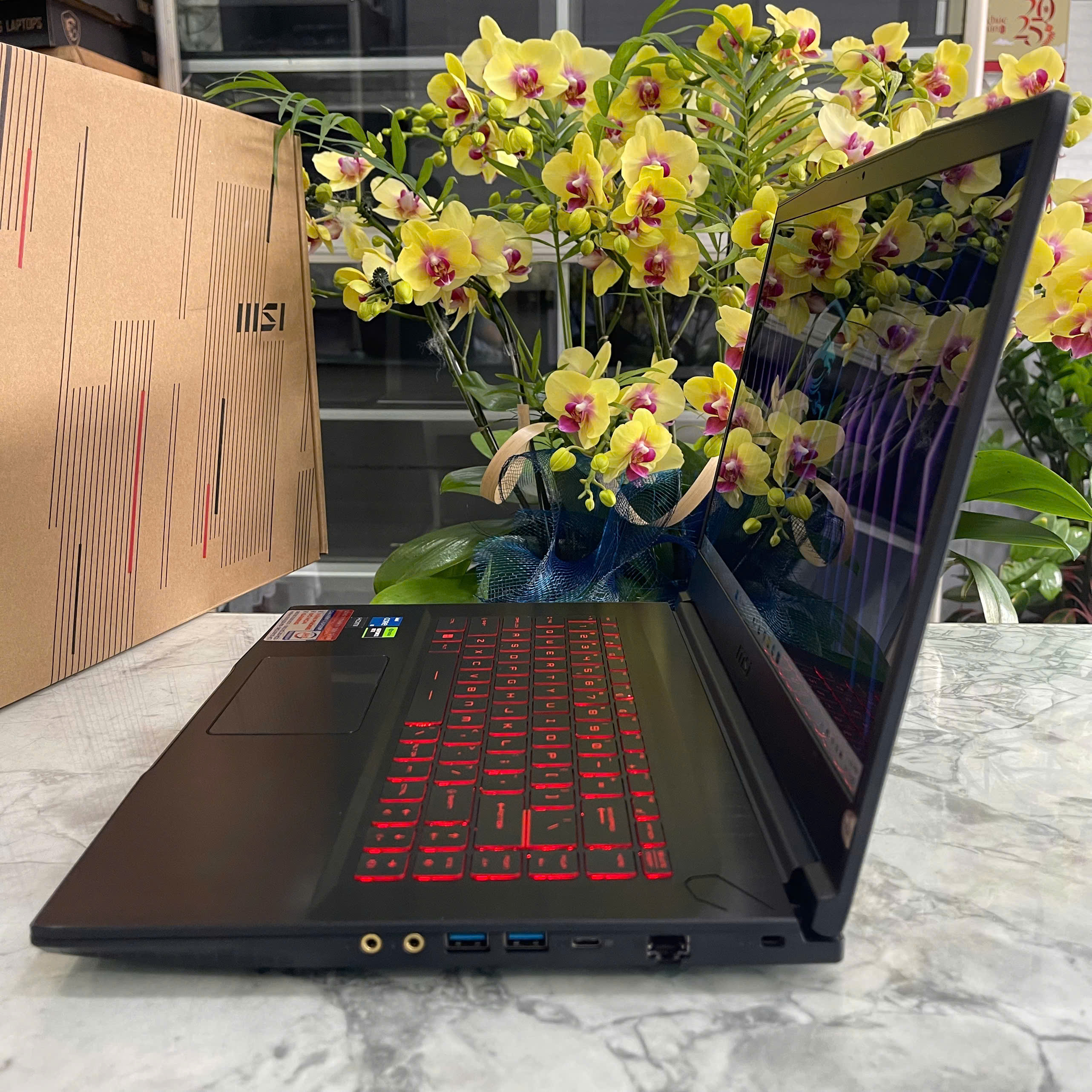  MSI GF63 Thin 12UC-1006VN CORE I5-12450H RAM 16GB  SSD 512GB VGA RTX 3050 4GB Màn Hình 15.6'' IPS Fhd 144.Hz
