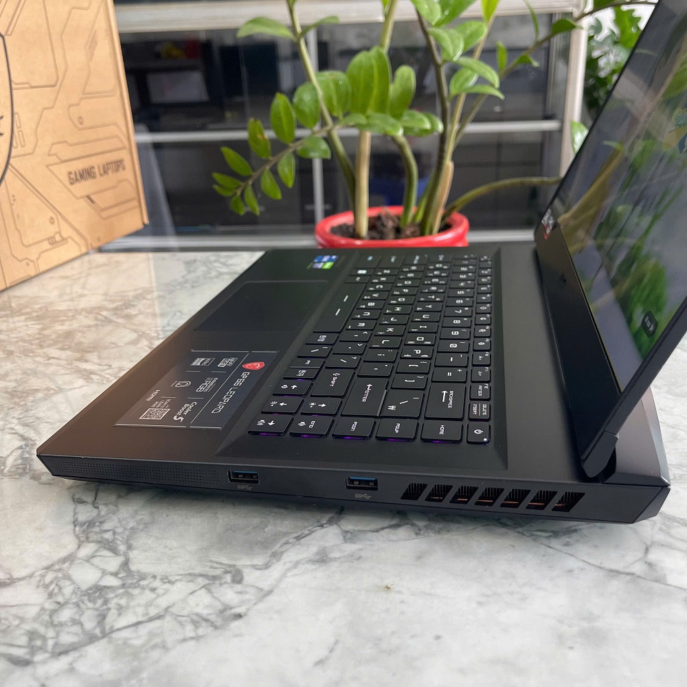 MSI GP66 Leopard 11UH  CORE I7-11800H RAM 32GB SSD 512GB RTX3080 (8GB GDDR6) MÀN HÌNH : 15.6 IPS 240Hz