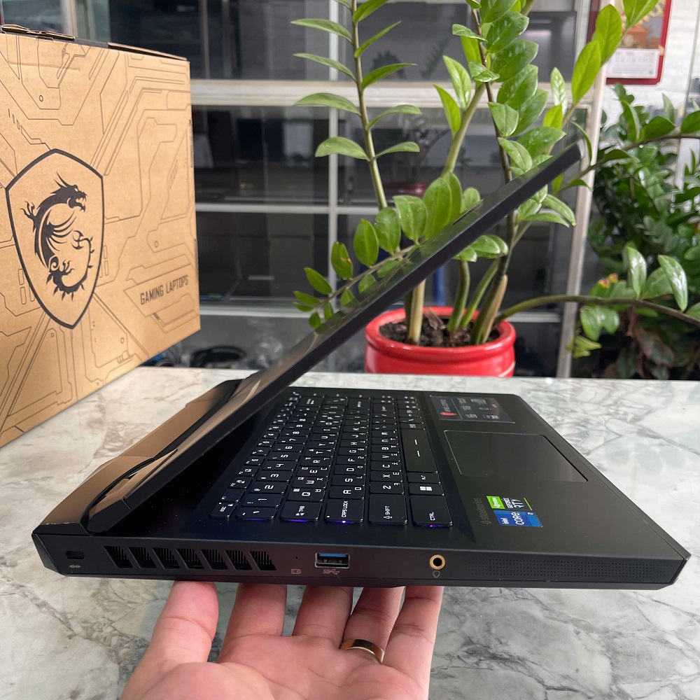 MSI GP66 Leopard 11UH  CORE I7-11800H RAM 32GB SSD 512GB RTX3080 (8GB GDDR6) MÀN HÌNH : 15.6 IPS 240Hz