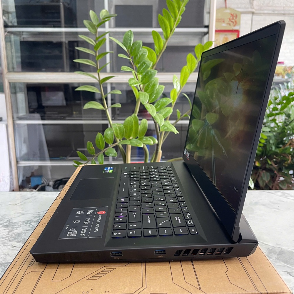 MSI GP66 Leopard 11UH  CORE I7-11800H RAM 32GB SSD 512GB RTX3080 (8GB GDDR6) MÀN HÌNH : 15.6 IPS 240Hz
