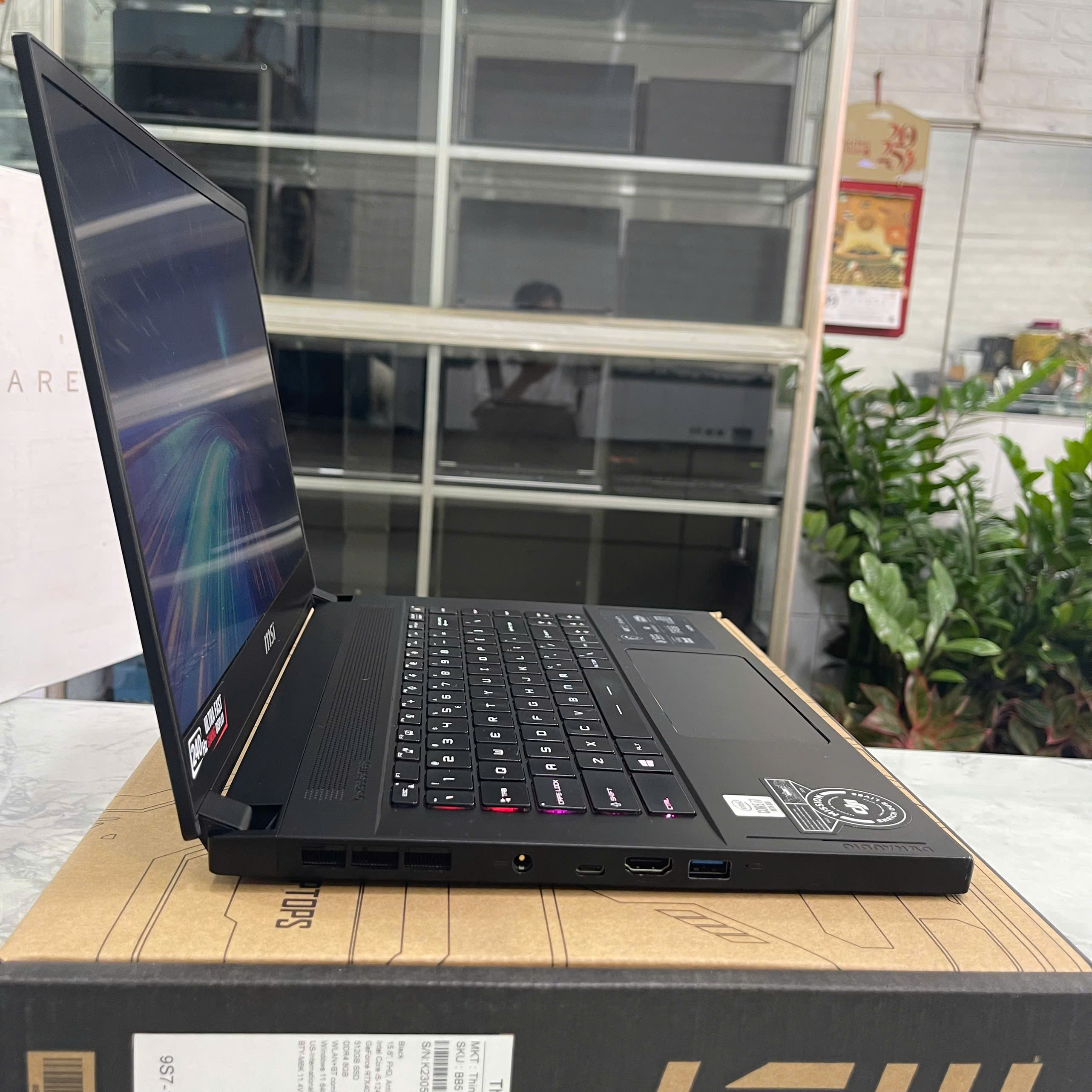 MSI GS66-Stealth 10SE Core I7-10750H Ram 16GB Ssd 512GGB RTX 2060-6GB Màn Hình : 15.6 Inch FHD 240Hz