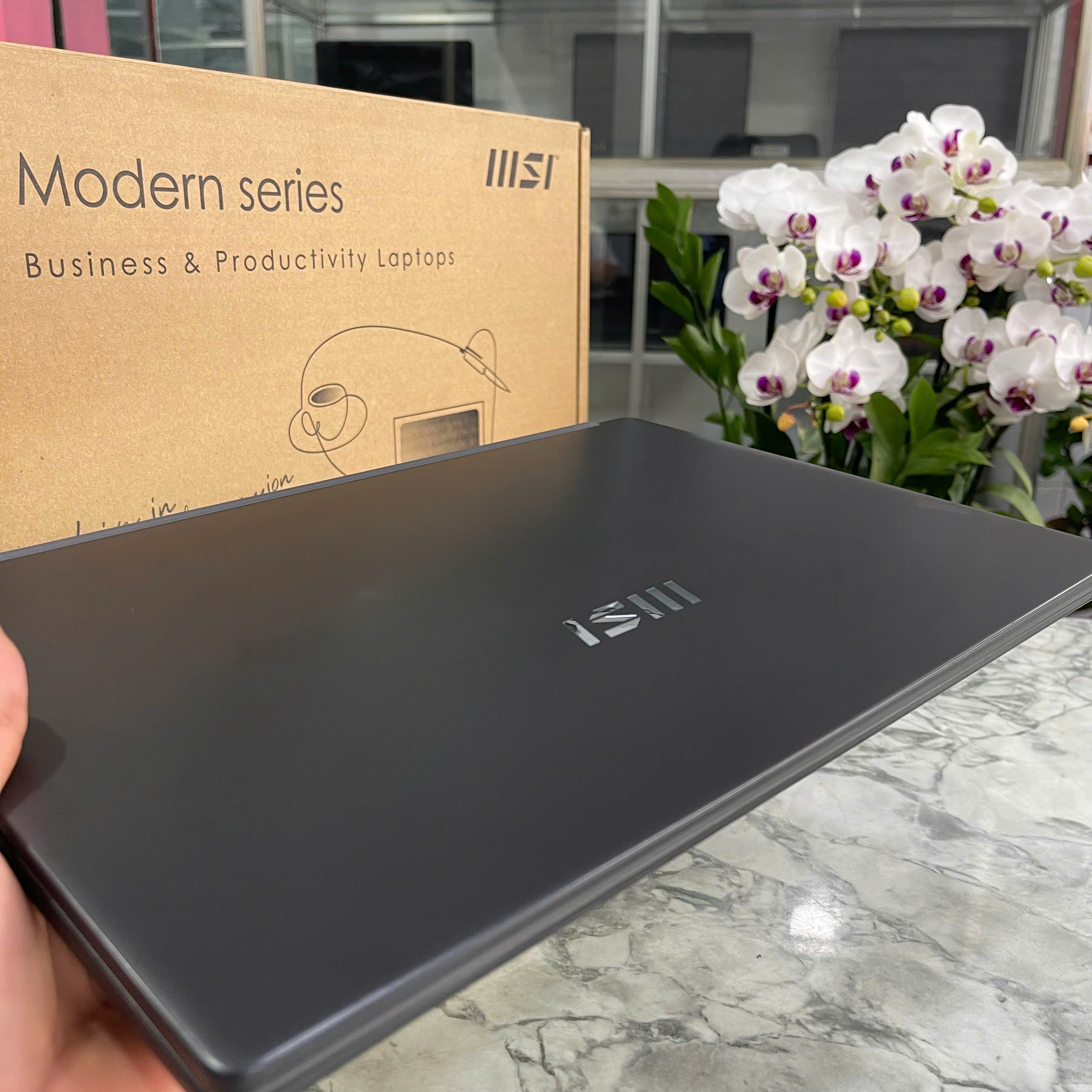 MSI Modern 14 C7M-221VN Máy Like New Ryzen 7-7730U RAM 8GB SSD 512GB Màn Hình 14.0 Inch FHD IPS 