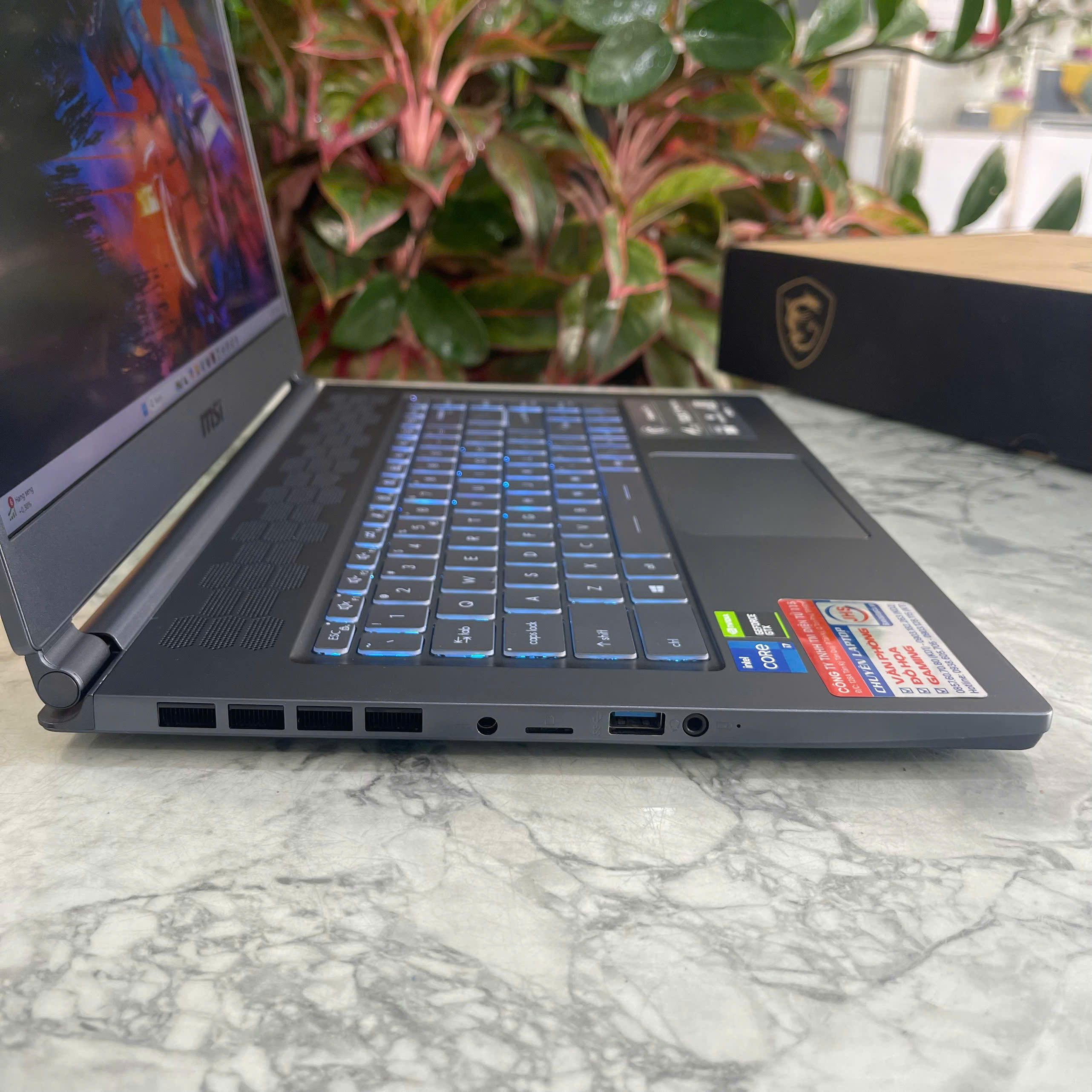 MSI Stealth 15M A11SDK Máy Likenew Core I7 -1185G7 Ram 16Gb Ssd 512Gb Màn Hình 15.6 Inch Fhd IPS 144Hz