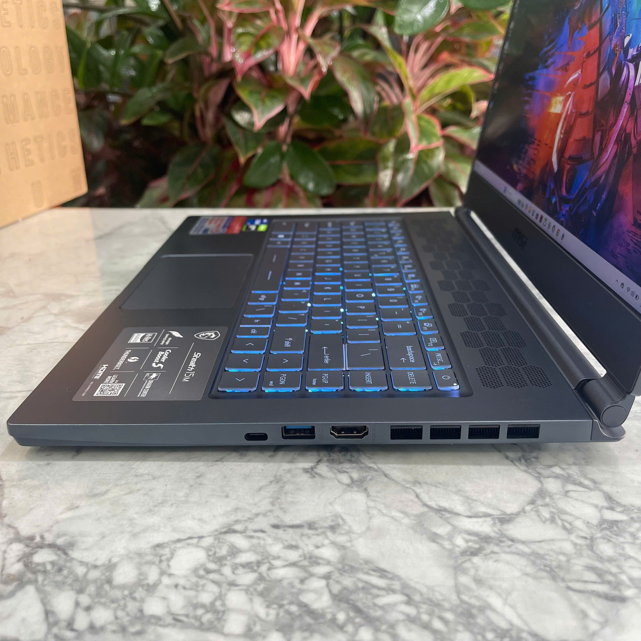 MSI Stealth 15M A11SDK Máy Likenew Core I7 -1185G7 Ram 16Gb Ssd 512Gb Màn Hình 15.6 Inch Fhd IPS 144Hz