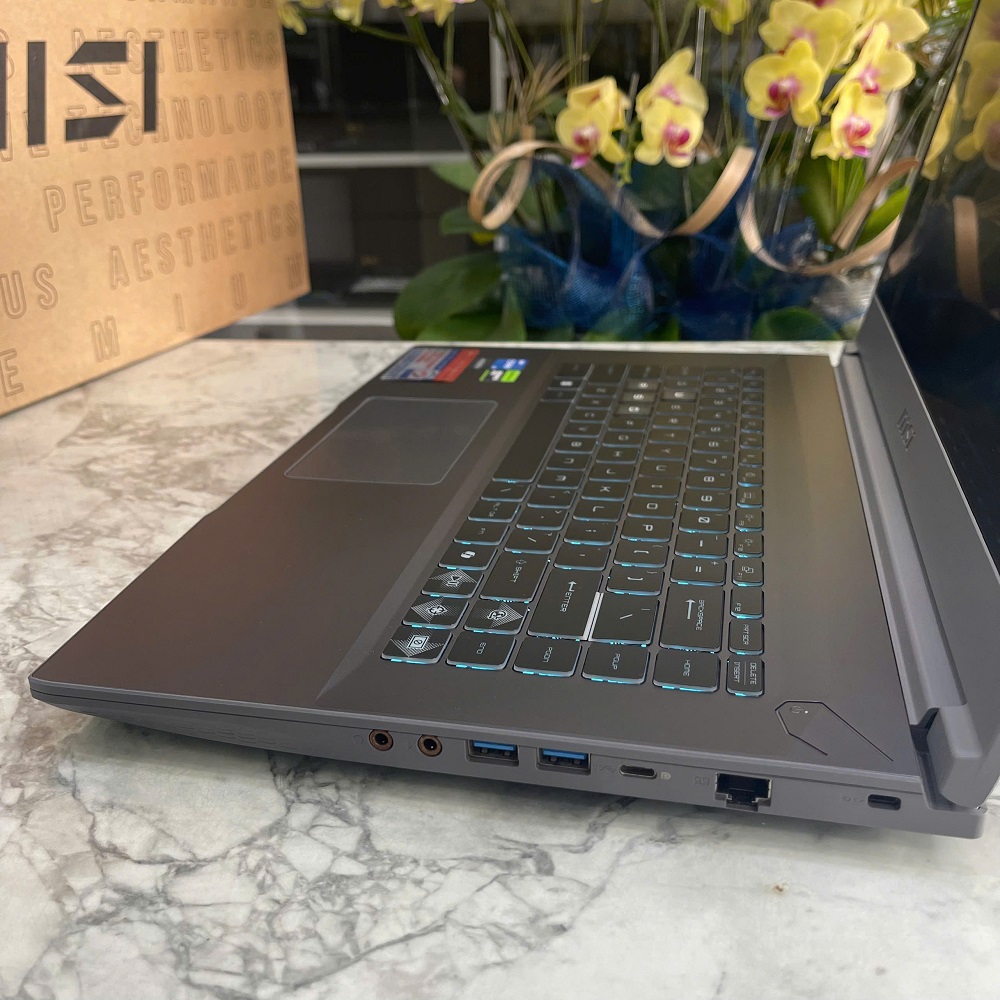 MSI Thin 15 B12UC - 1418VN (LikeNew-Còn Bảo Hành Hãng ) CORE I5-12450H RAM 16GB SSD 512GB RTX 3050 4GB MÀN HÌNH 15.6'' IPS Fhd 144.Hz