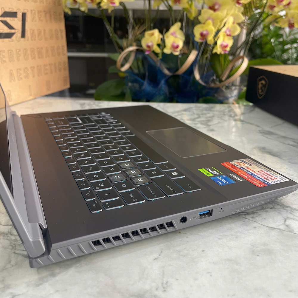 MSI Thin 15 B12UC - 1418VN (LikeNew-Còn Bảo Hành Hãng ) CORE I5-12450H RAM 16GB SSD 512GB RTX 3050 4GB MÀN HÌNH 15.6'' IPS Fhd 144.Hz