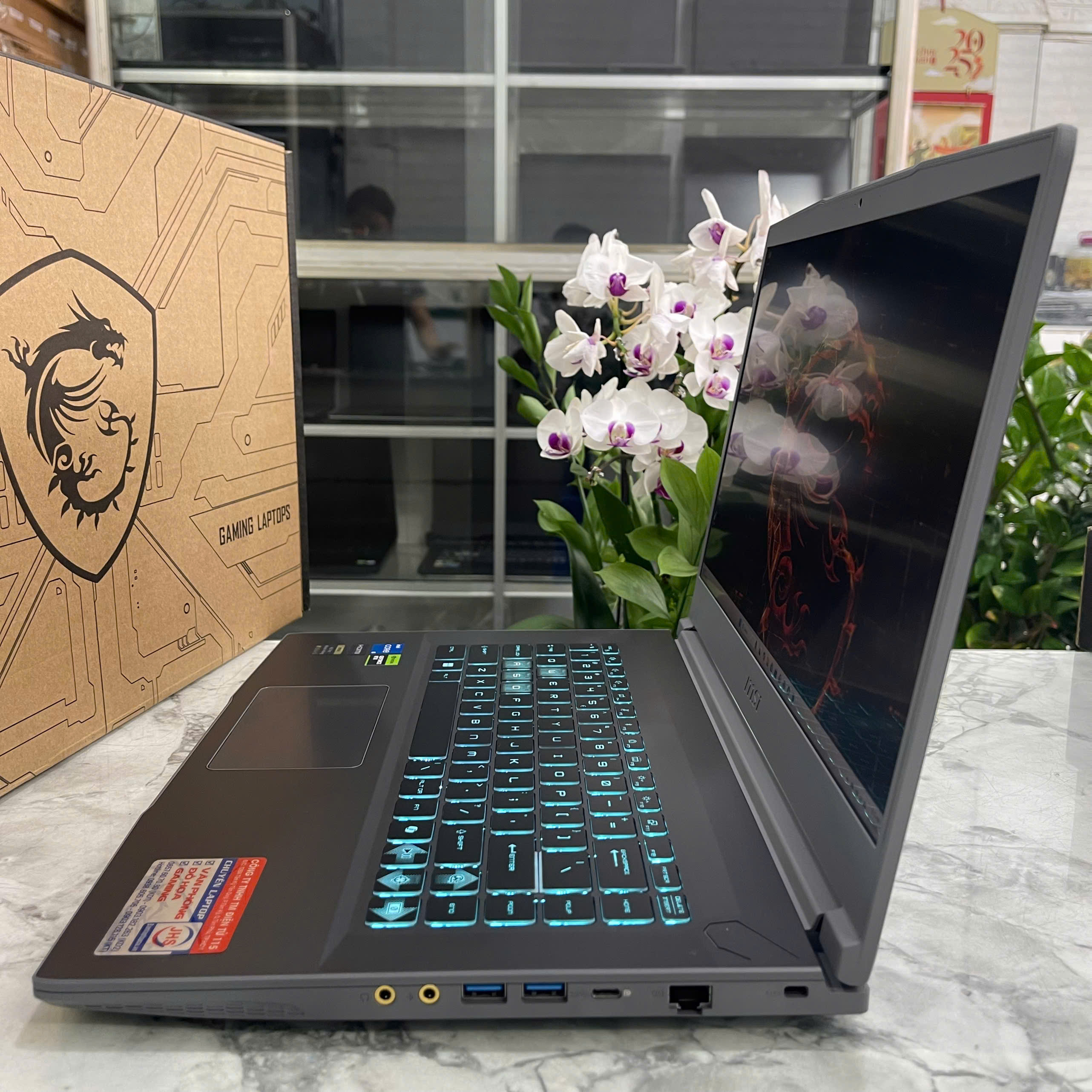  MSI Thin 15 B12UCX (LikeNew-Còn Bảo Hành Hãng ) CORE I5-12450H RAM 16GB SSD 512GB RTX 2050 4GB MÀN HÌNH 15.6'' IPS Fhd 144.Hz