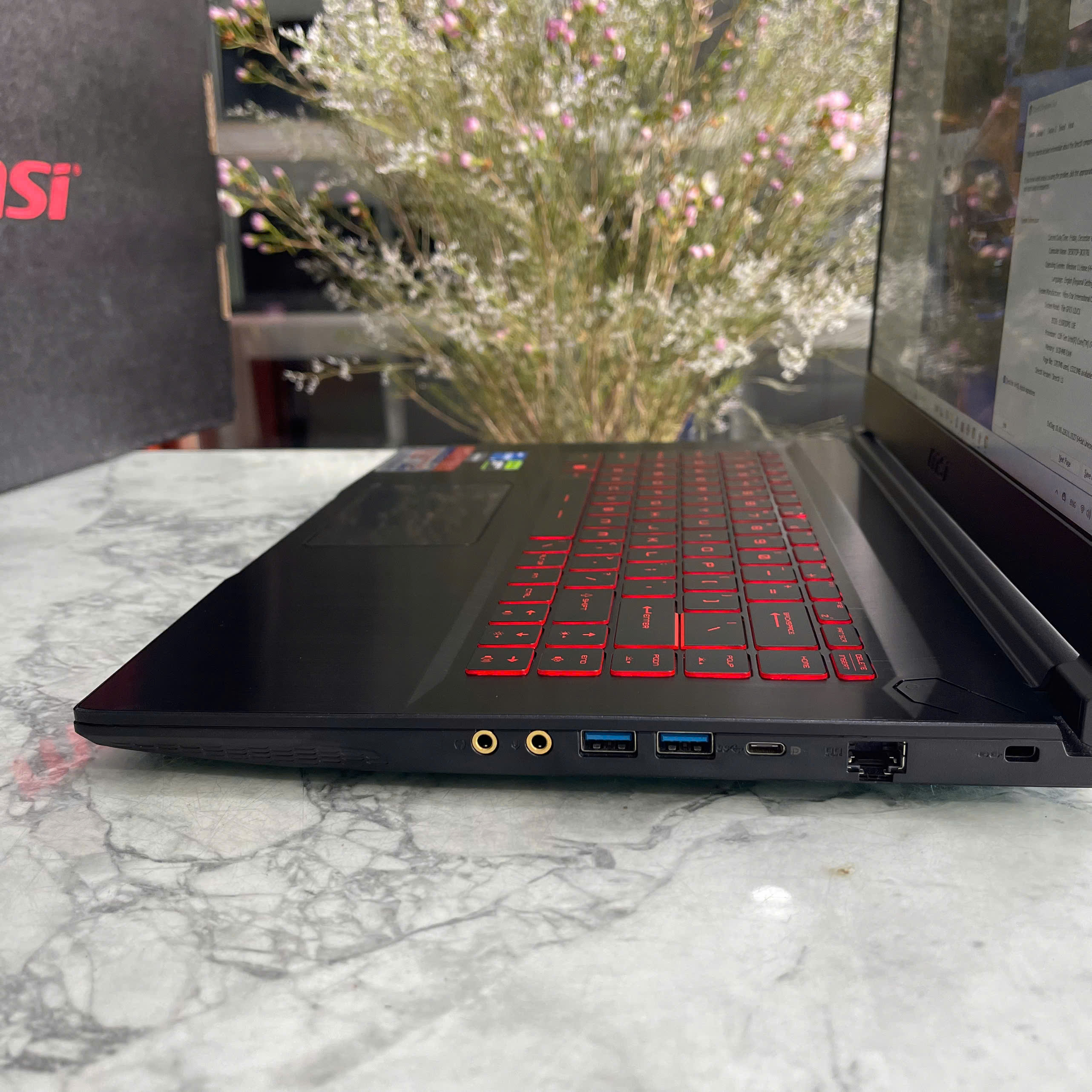 MSI Thin GF63 12UCX Core™ I5-12450H Ram 16Gb Ssd 512Gb Card RTX™ 2050 4GB Màn Hình 15.6 Inch IPS Fhd 144Hz