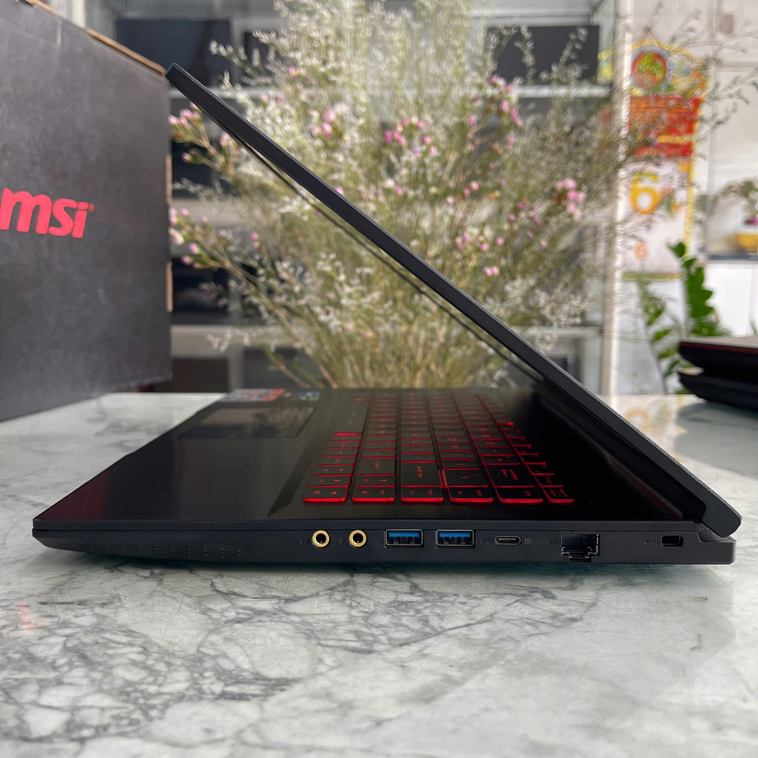 MSI Thin GF63 12UCX Core™ I5-12450H Ram 16Gb Ssd 512Gb Card RTX™ 2050 4GB Màn Hình 15.6 Inch IPS Fhd 144Hz