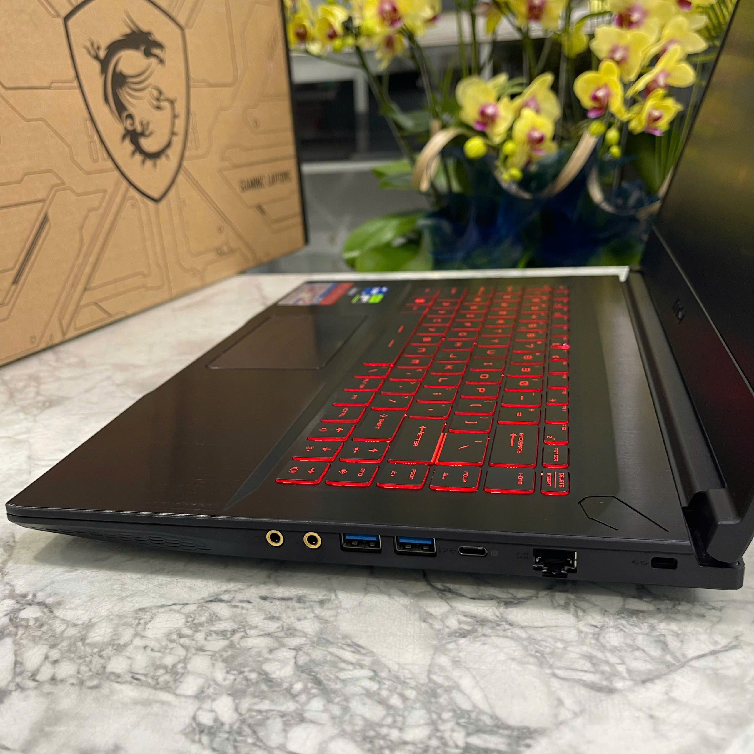 MSI Thin GF63 Thin 12UC CORE I7-12650H RAM 8GB SSD 512GB RTX 3050 4GB MÀN HÌNH 15.6'' IPS Fhd 144.Hz