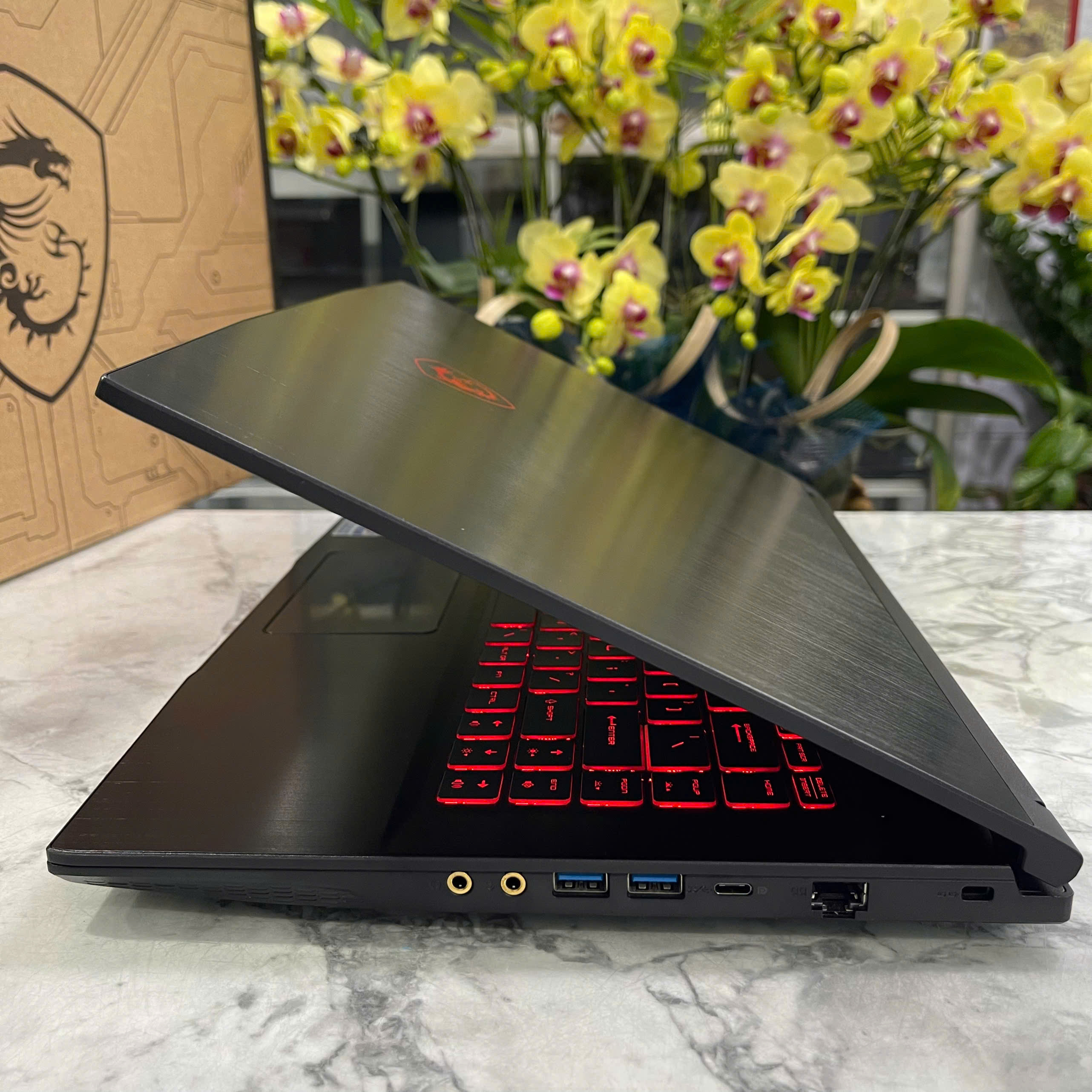 MSI Thin GF63 Thin 12UC CORE I7-12650H RAM 8GB SSD 512GB RTX 3050 4GB MÀN HÌNH 15.6'' IPS Fhd 144.Hz